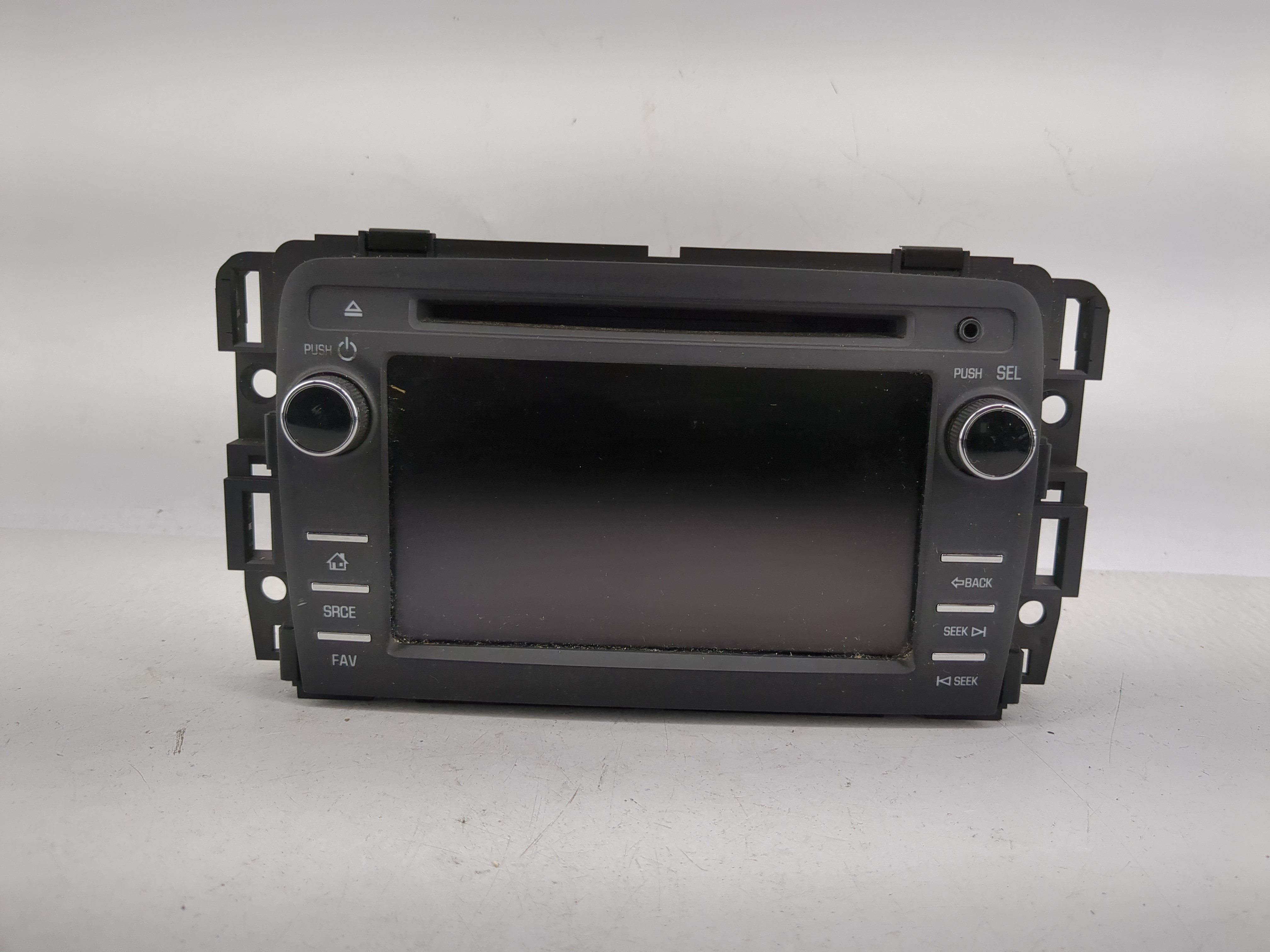 2015-2017 Chevrolet Traverse Am Fm Cd Player Radio Receiver 1212775 - Oemusedautoparts1.com