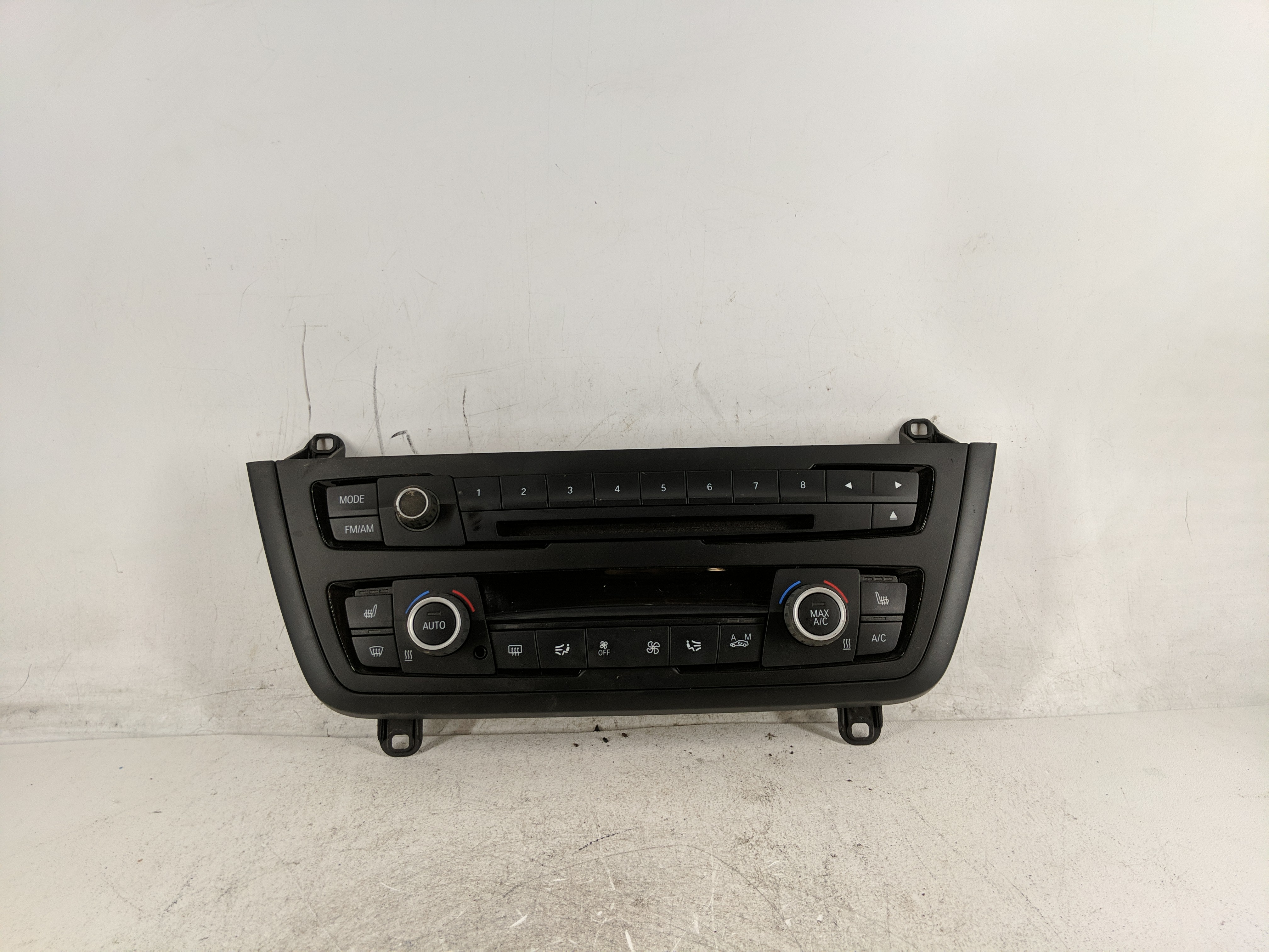 2012-2016 Bmw 328i Am Fm Cd Player Radio Receiver 1212785 - Oemusedautoparts1.com