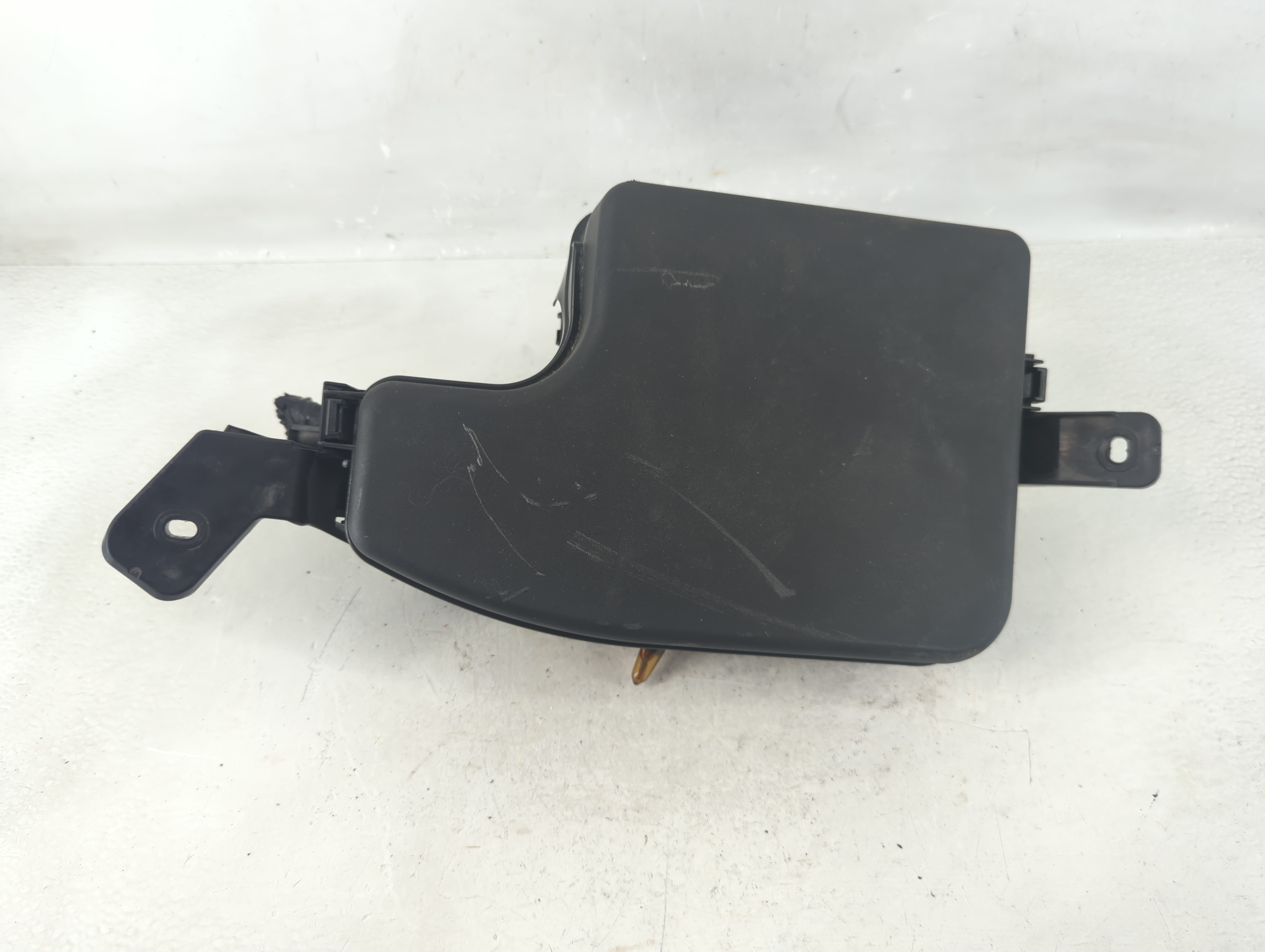 2014-2016 Mazda 3 Fusebox Fuse Box Relay Module B62s-66761 1212799 - Oemusedautoparts1.com