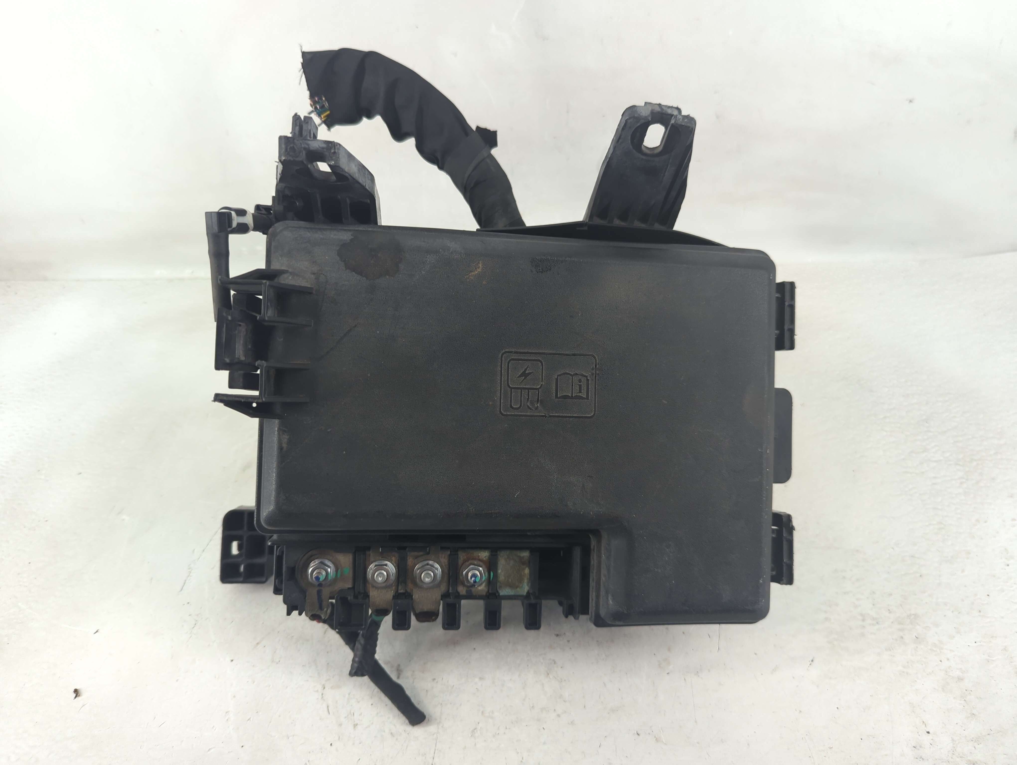 2017-2017 Ford F-150 Fusebox Fuse Box Relay Module Hl3t-12a581ahd 1212810 - Oemusedautoparts1.com