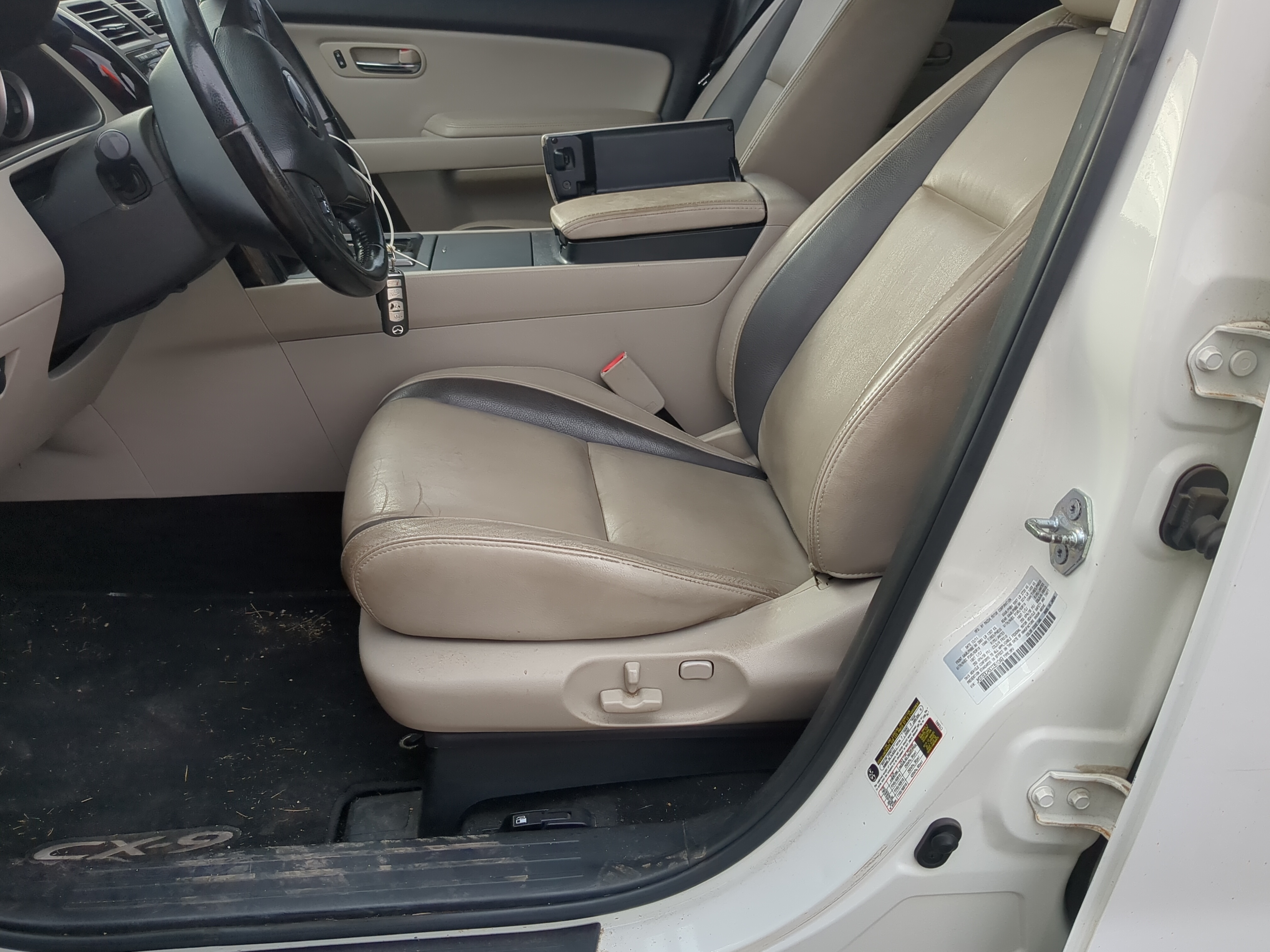 2010-2015 Mazda Cx-9 Driver Front Seat Oem 1213160 - Oemusedautoparts1.com