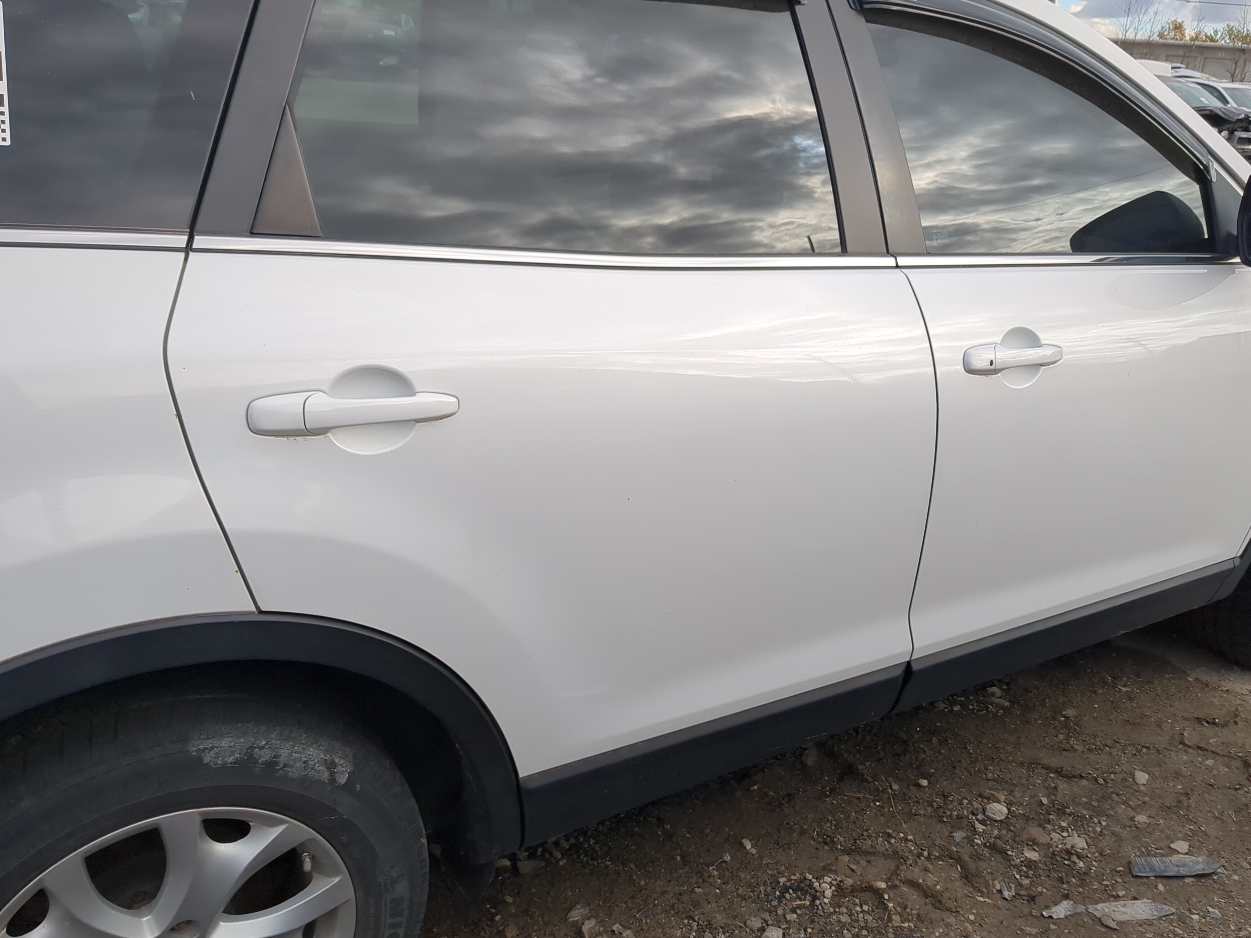 2007-2015 Mazda Cx-9 Passenger Rear Door Oem 1213162 - Oemusedautoparts1.com