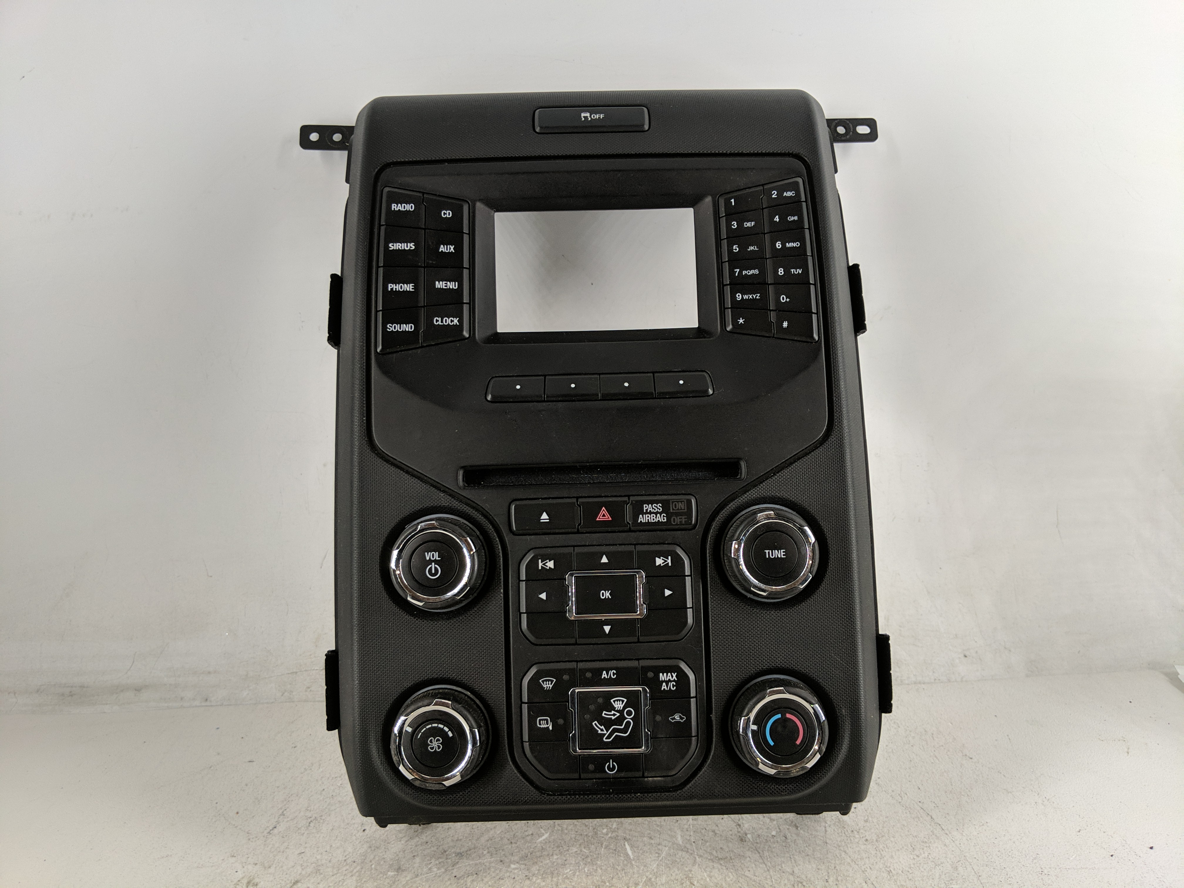 2013-2014 Ford F-150 Am Fm Cd Player Radio Receiver 1213168 - Oemusedautoparts1.com