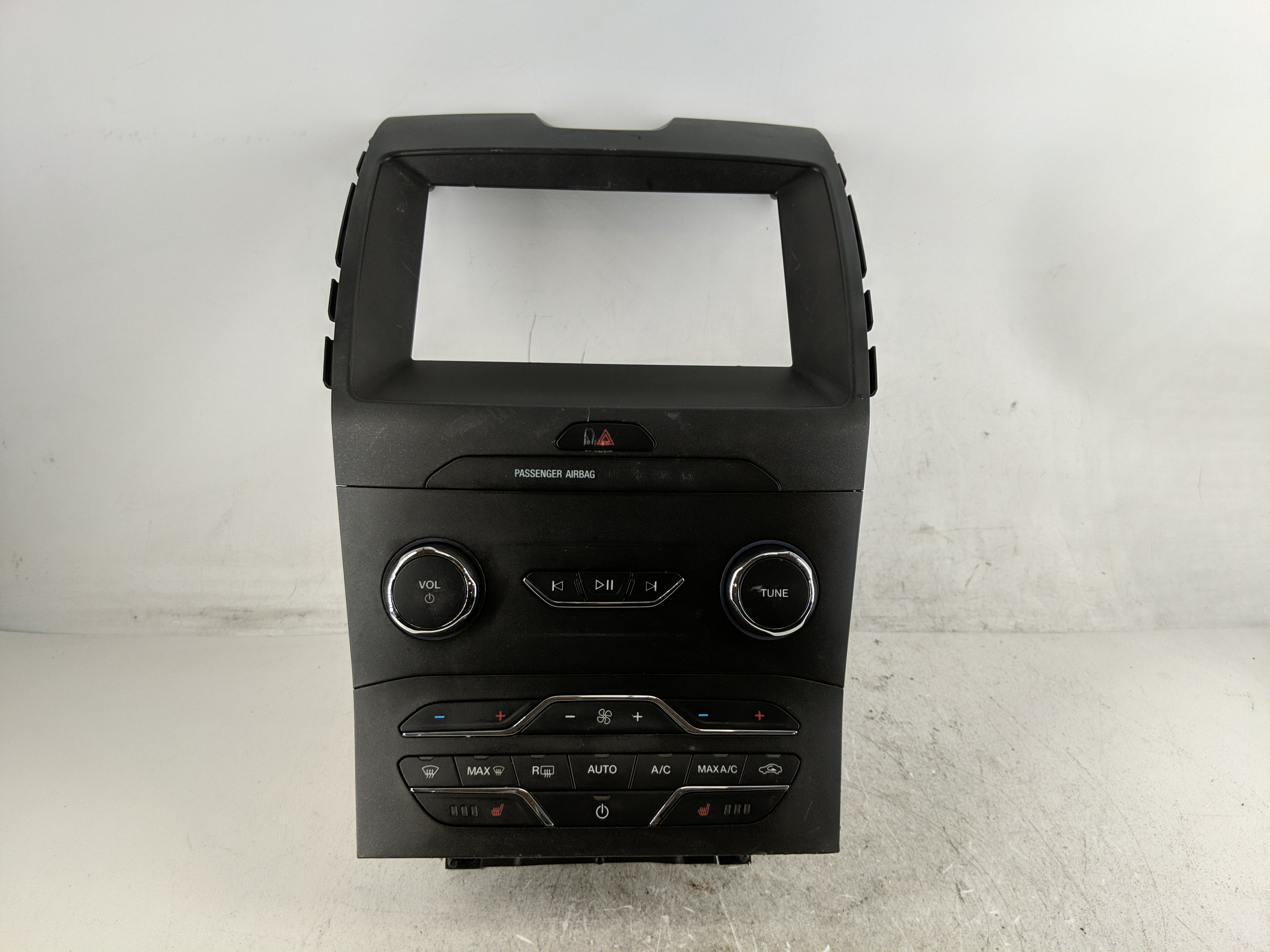 2019-2020 Ford Edge Radio Control Panel 1213171 - Oemusedautoparts1.com