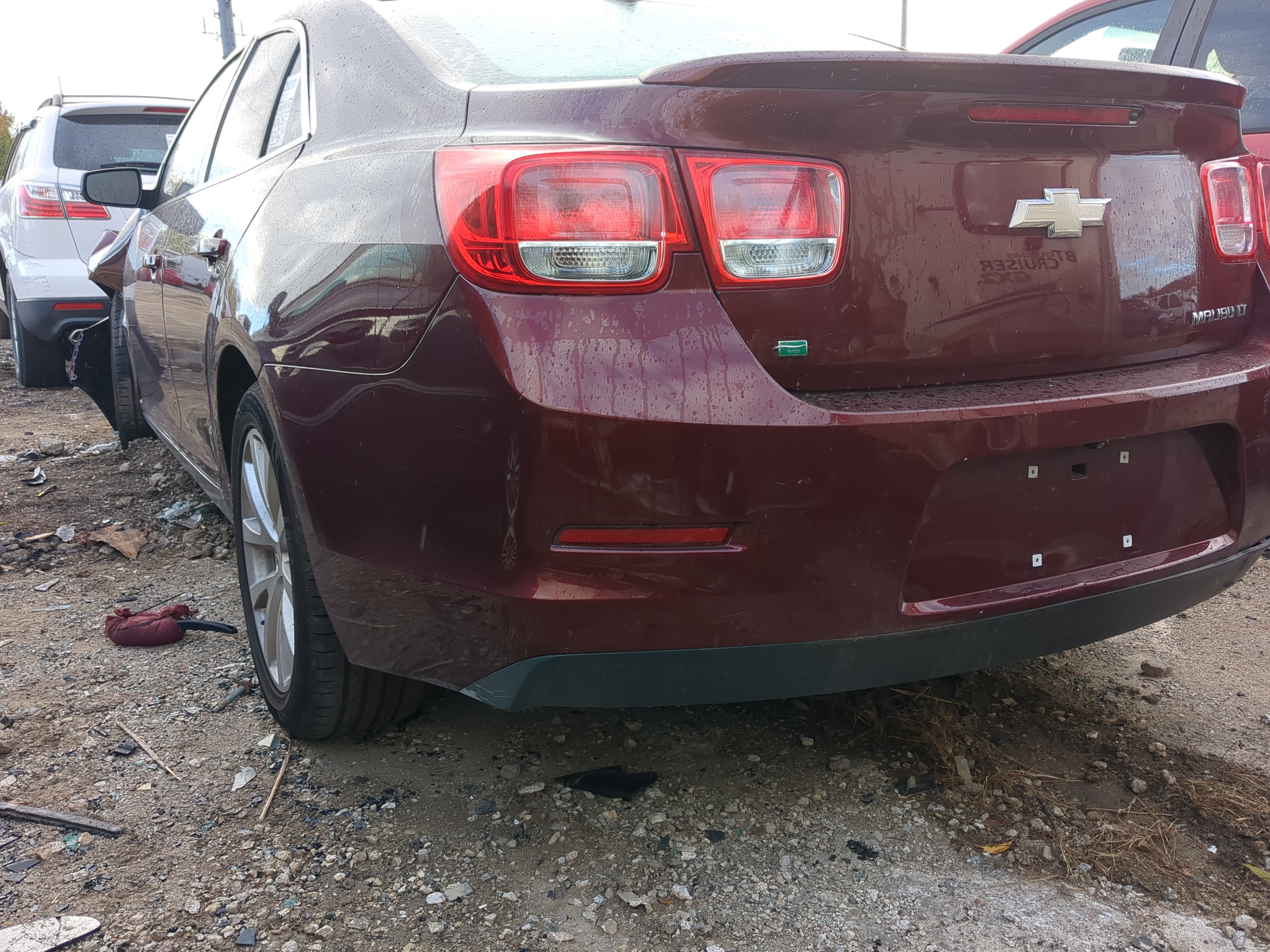 2013-2016 Chevrolet Malibu Rear Bumper Assembly Oem 1213198 - Oemusedautoparts1.com