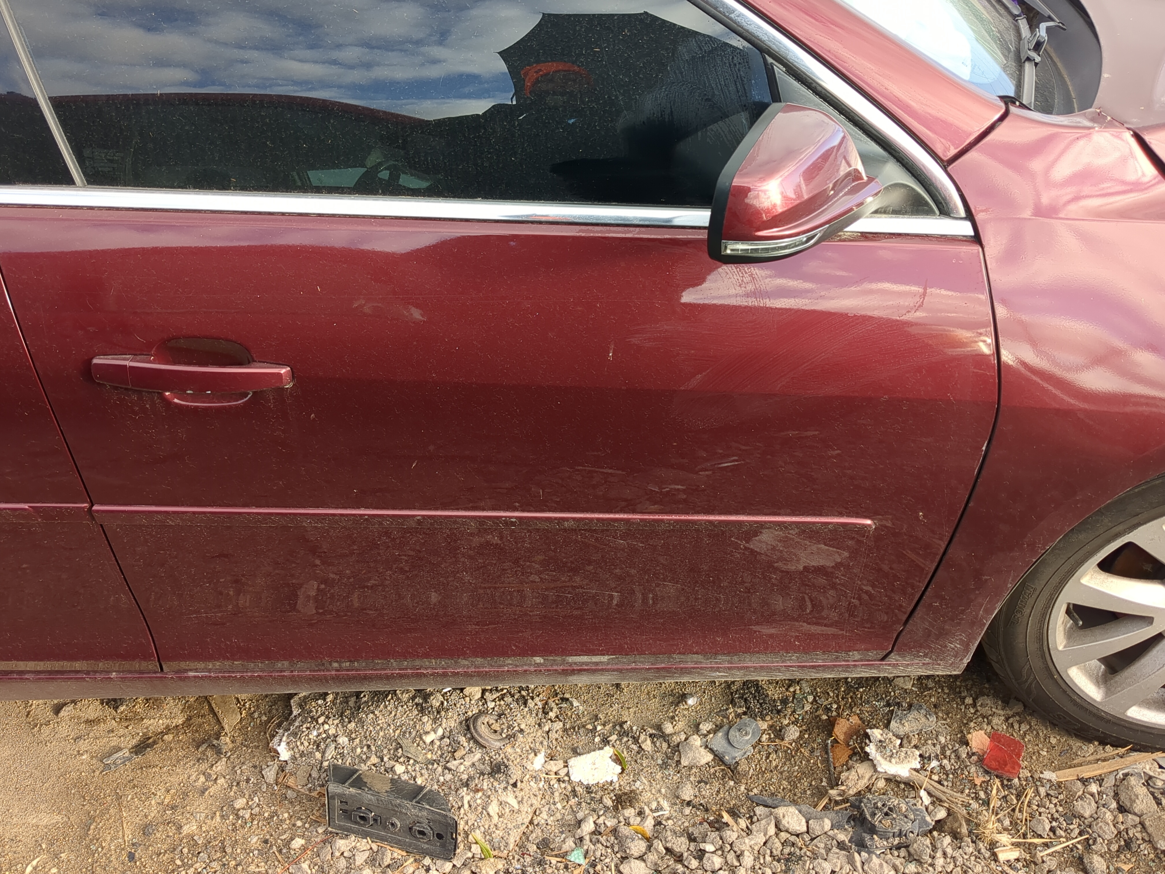 2014-2016 Chevrolet Malibu Passenger Front Door Oem 1213222 - Oemusedautoparts1.com