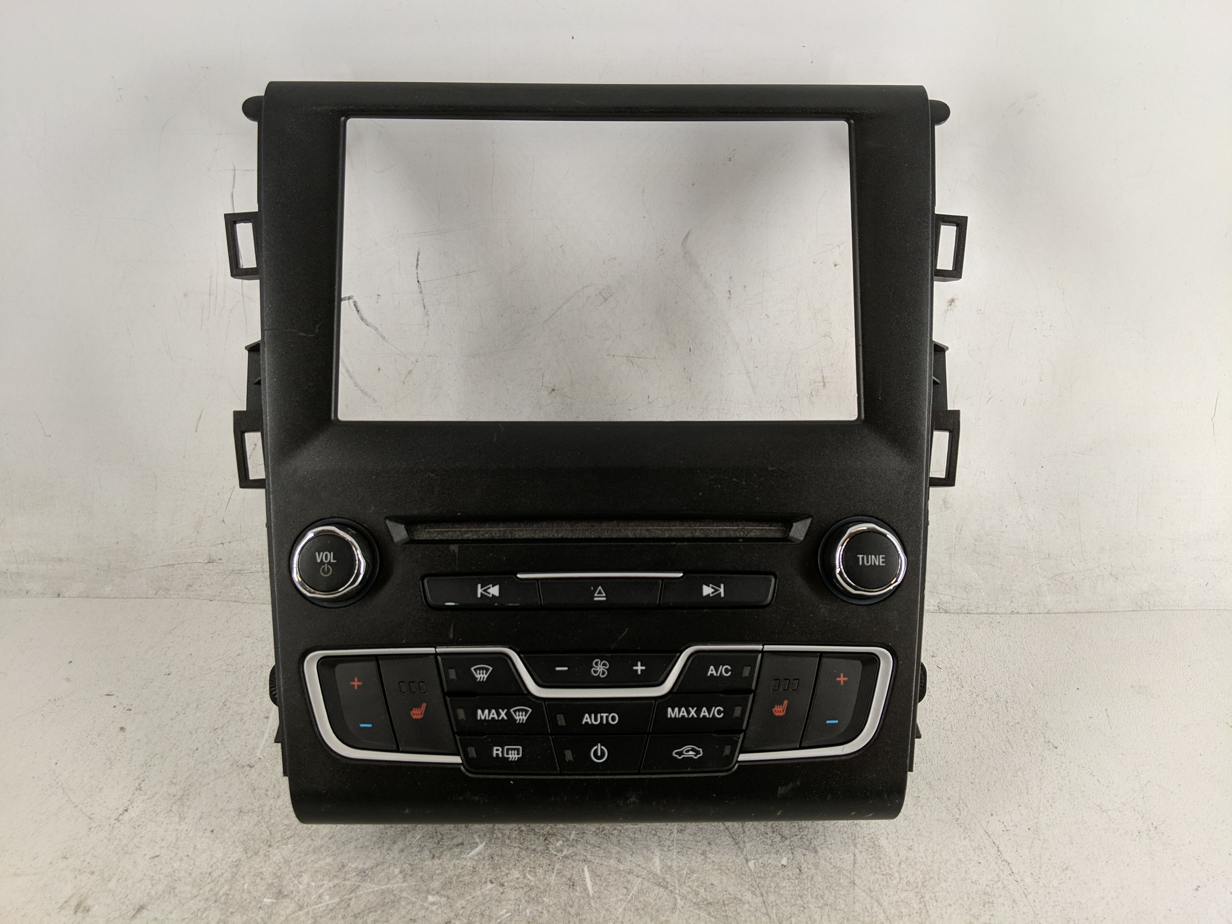 2016-2020 Ford Fusion Am Fm Cd Player Radio Receiver 1213493 - Oemusedautoparts1.com