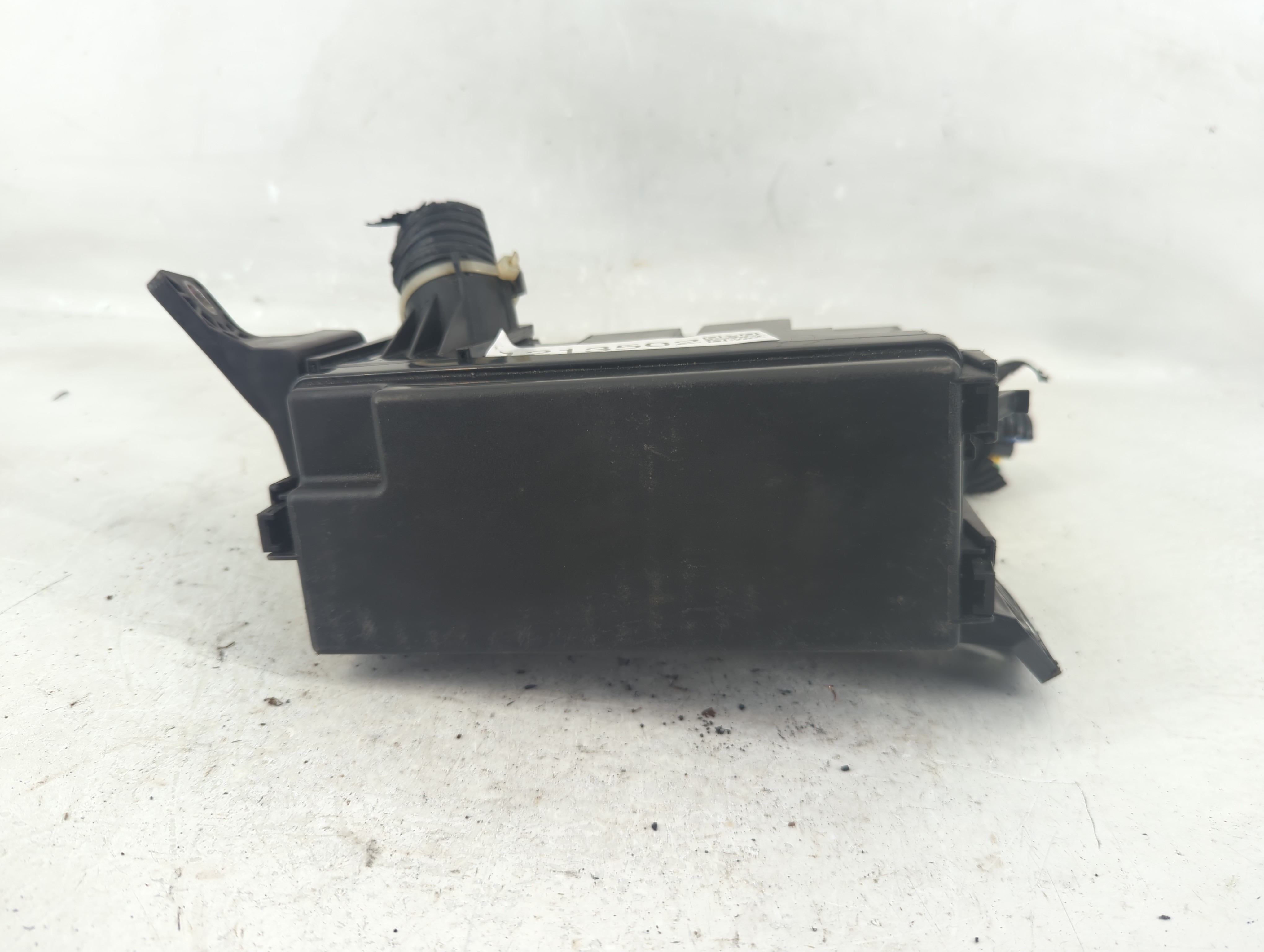 2016-2018 Honda Hr-v Fusebox Fuse Box Relay Module 1213502 - Oemusedautoparts1.com