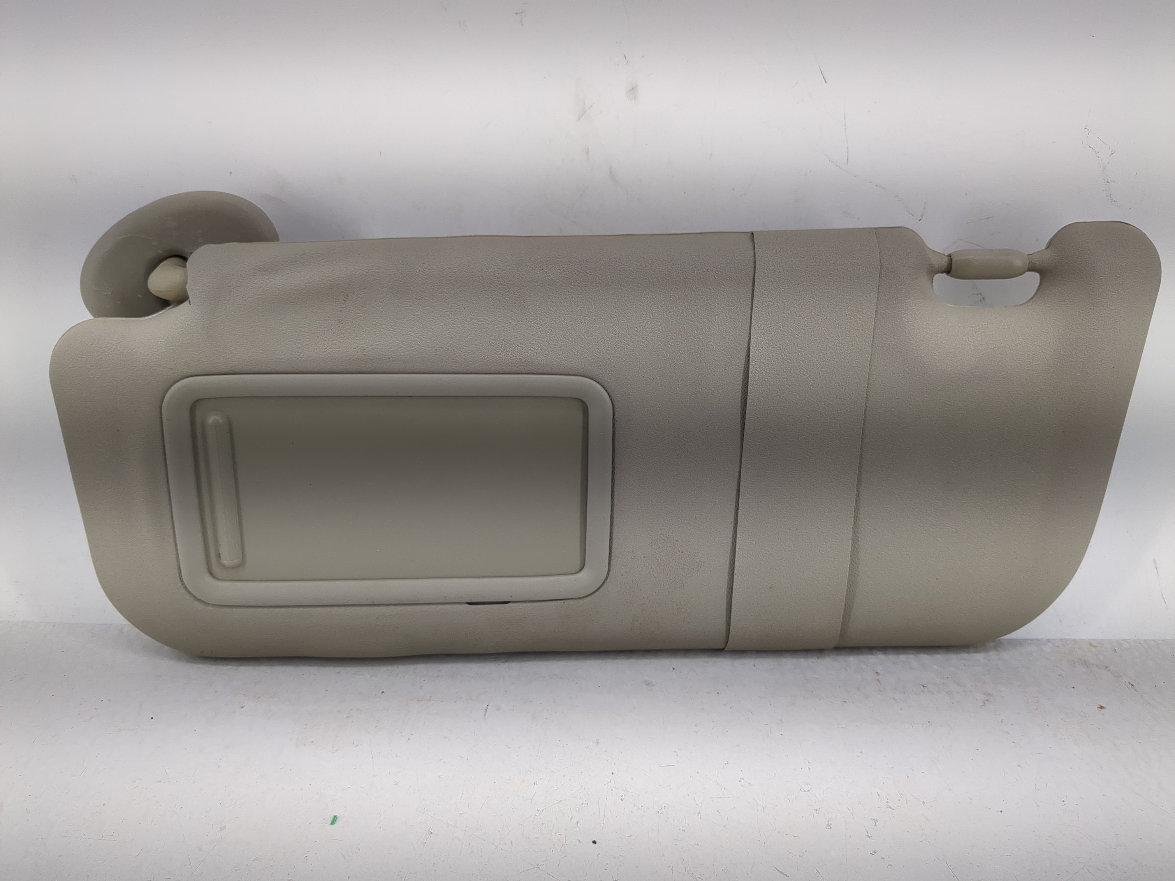 2009-2013 Toyota Corolla Driver Sun Visor Mirror Left Sunvisor Beige 1213519 - Oemusedautoparts1.com