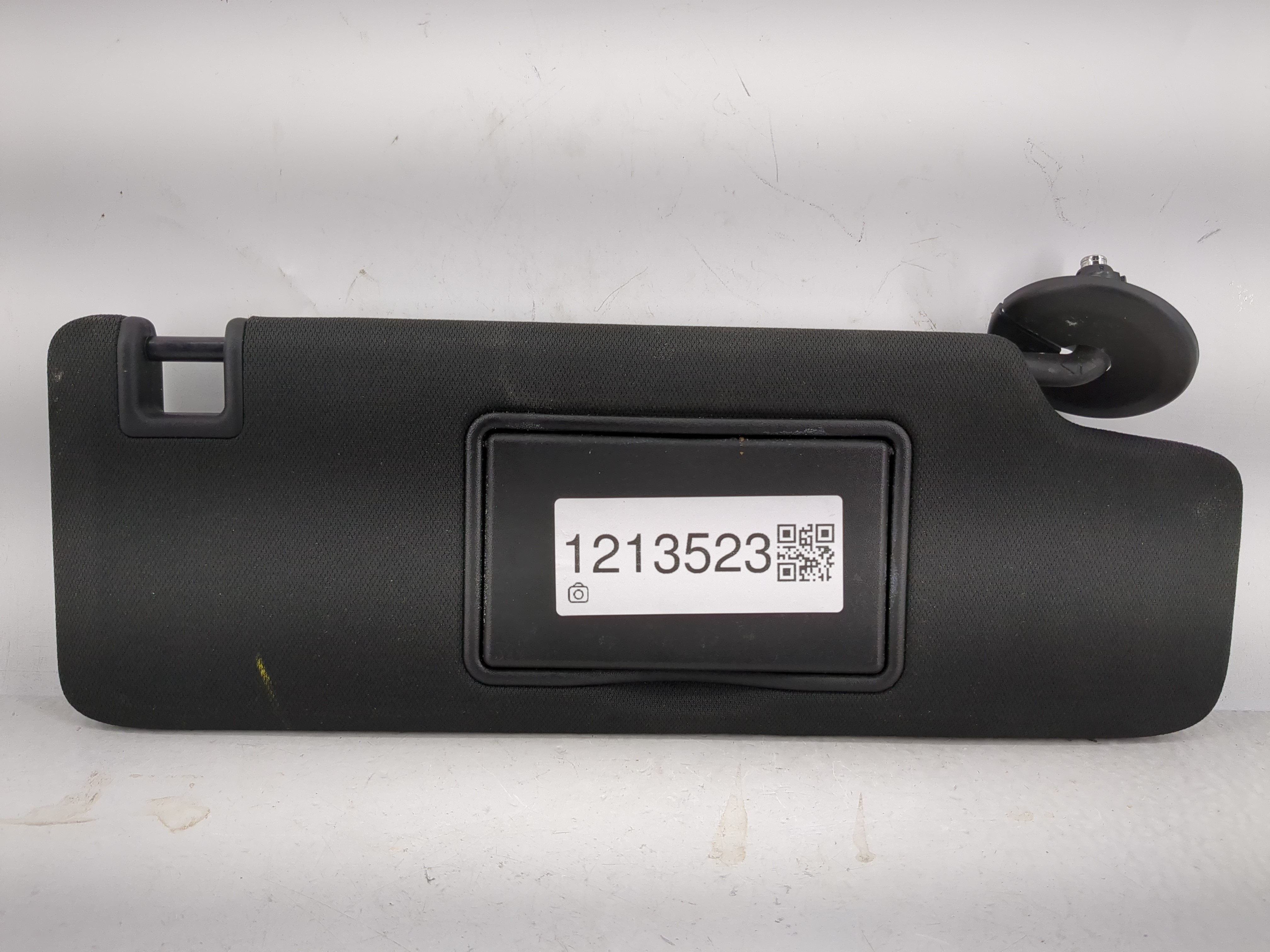 2021-2021 Chevrolet Camaro Passenger Sun Visor Mirror Right Sunvisor 1213523 - Oemusedautoparts1.com