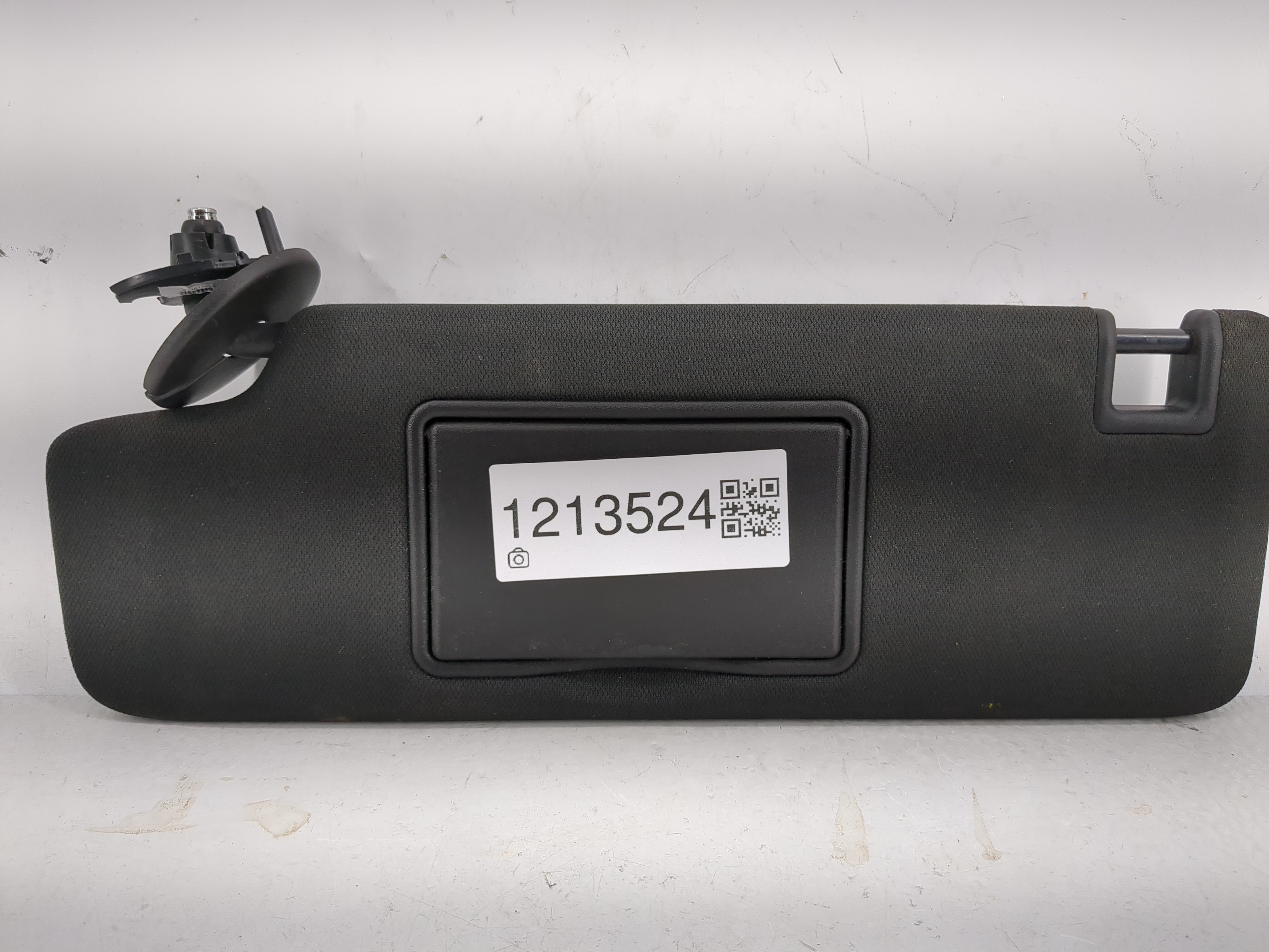 2021-2021 Chevrolet Camaro Driver Sun Visor Mirror Left Sunvisor Black 1213524 - Oemusedautoparts1.com