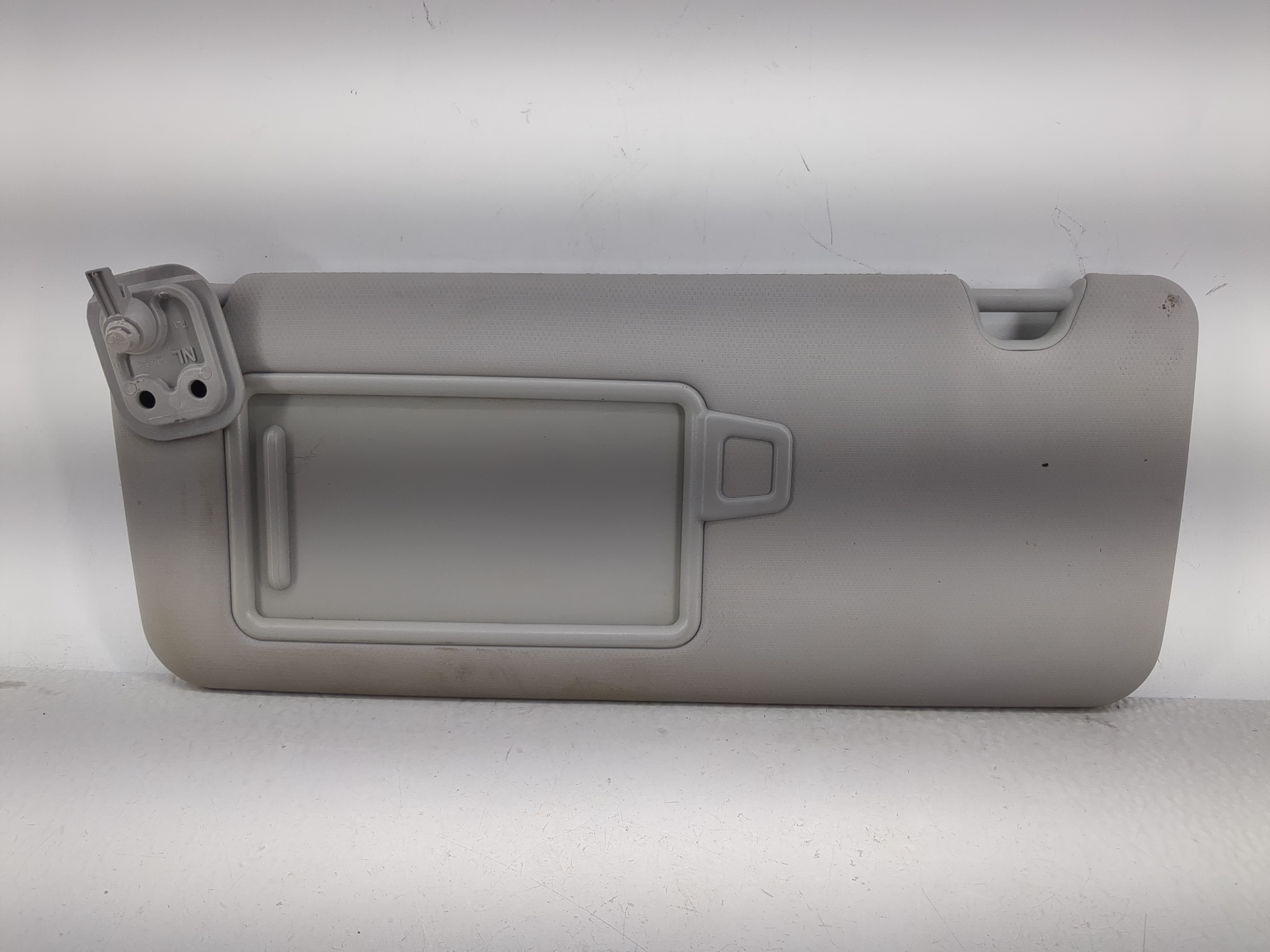 2019-2021 Hyundai Tucson Driver Sun Visor Mirror Left Sunvisor Gray 1213528 - Oemusedautoparts1.com