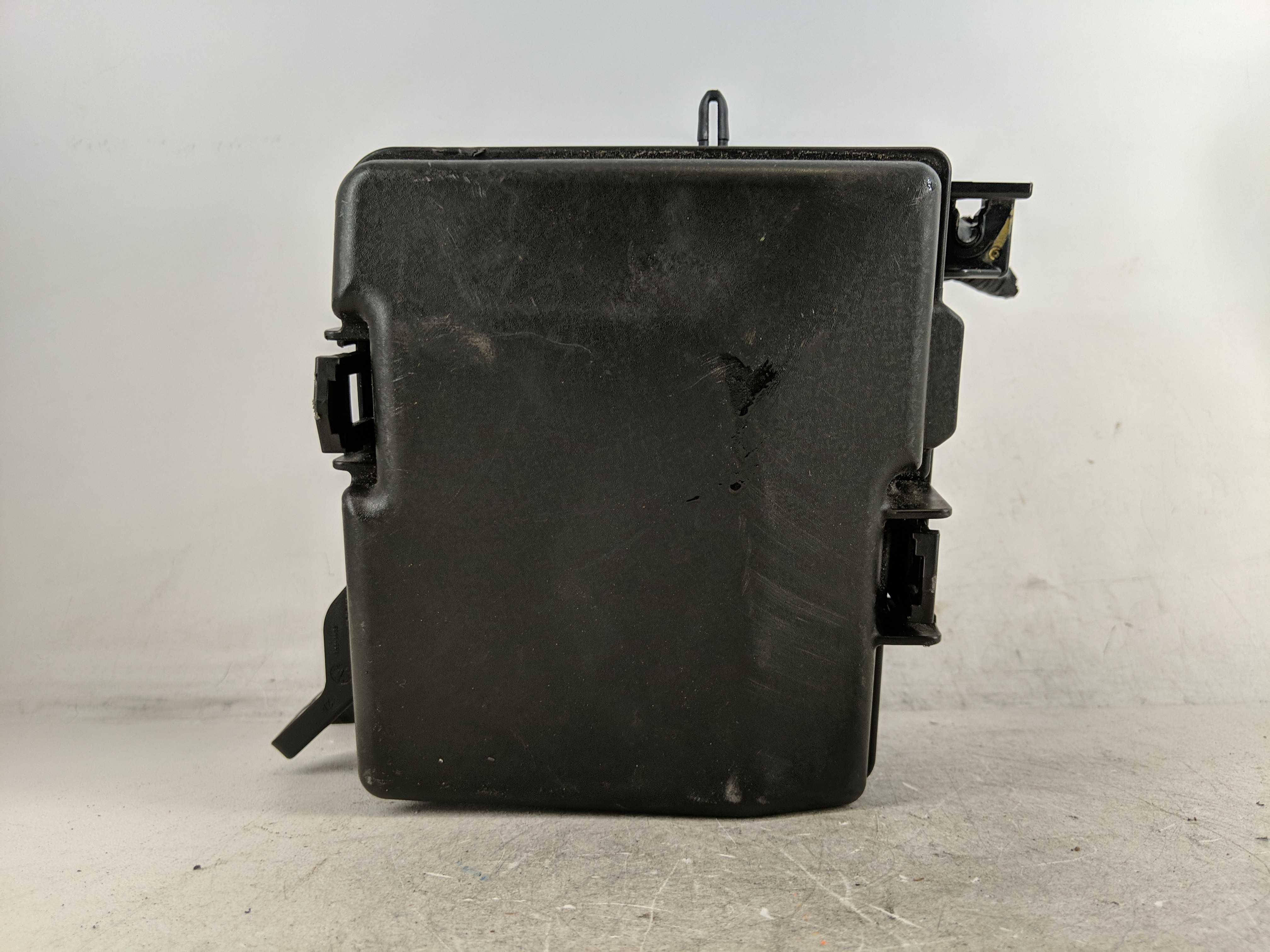 2016-2017 Hyundai Sonata Fusebox Fuse Box Relay Module 6423-0102-7-000 1213618 - Oemusedautoparts1.com