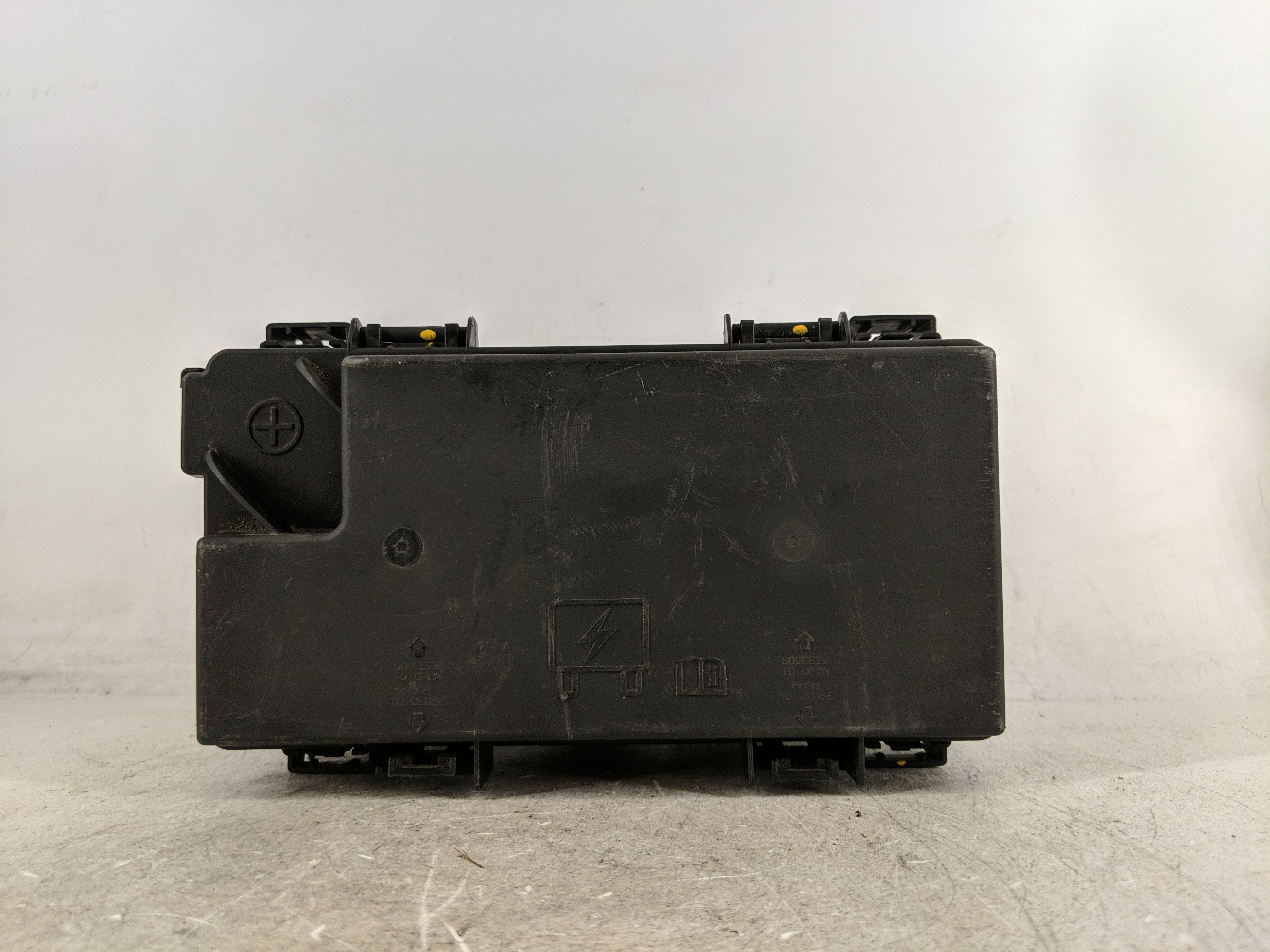 2011-2011 Dodge Durango Fusebox Fuse Box Relay Module Tipm 04692316ah 1213623 - Oemusedautoparts1.com