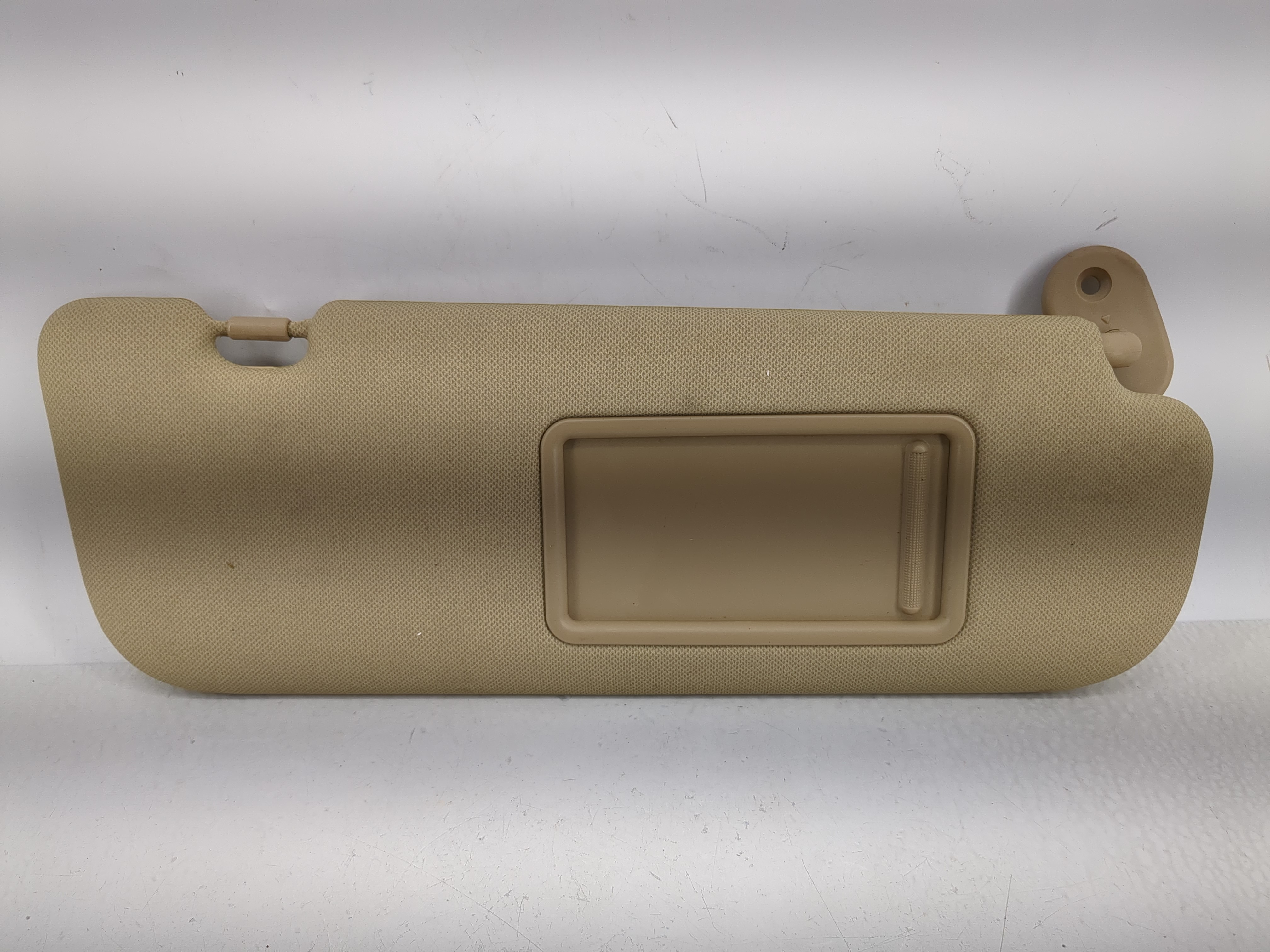 2011-2013 Hyundai Elantra Passenger Sun Visor Mirror Right Sunvisor 1213625 - Oemusedautoparts1.com