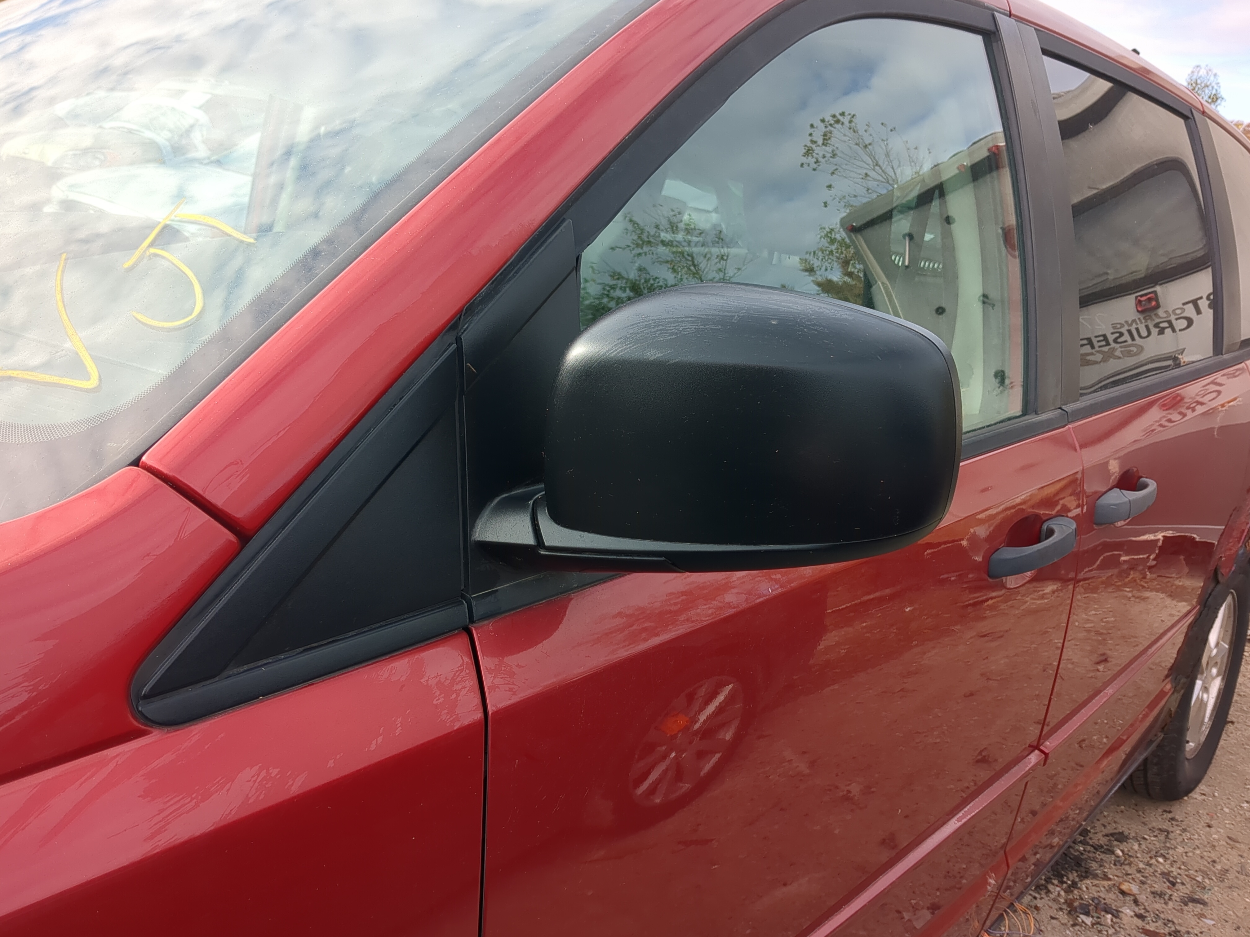 2008-2010 Dodge Grand Caravan Driver Left Side View Power Door Mirror 1213748 - Oemusedautoparts1.com