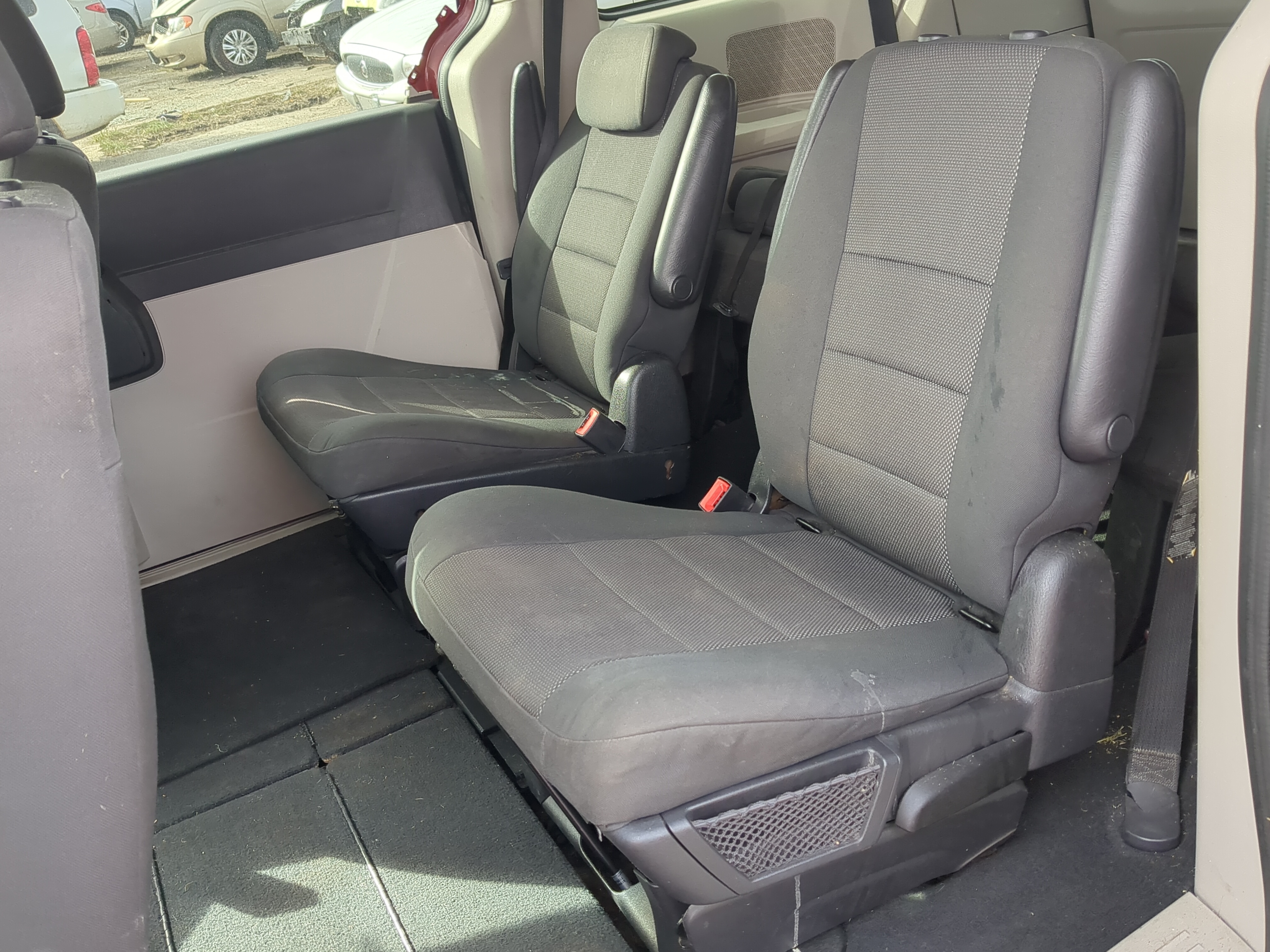 2008 Dodge Grand Caravan Rear Seat Oem 1213776 - Oemusedautoparts1.com