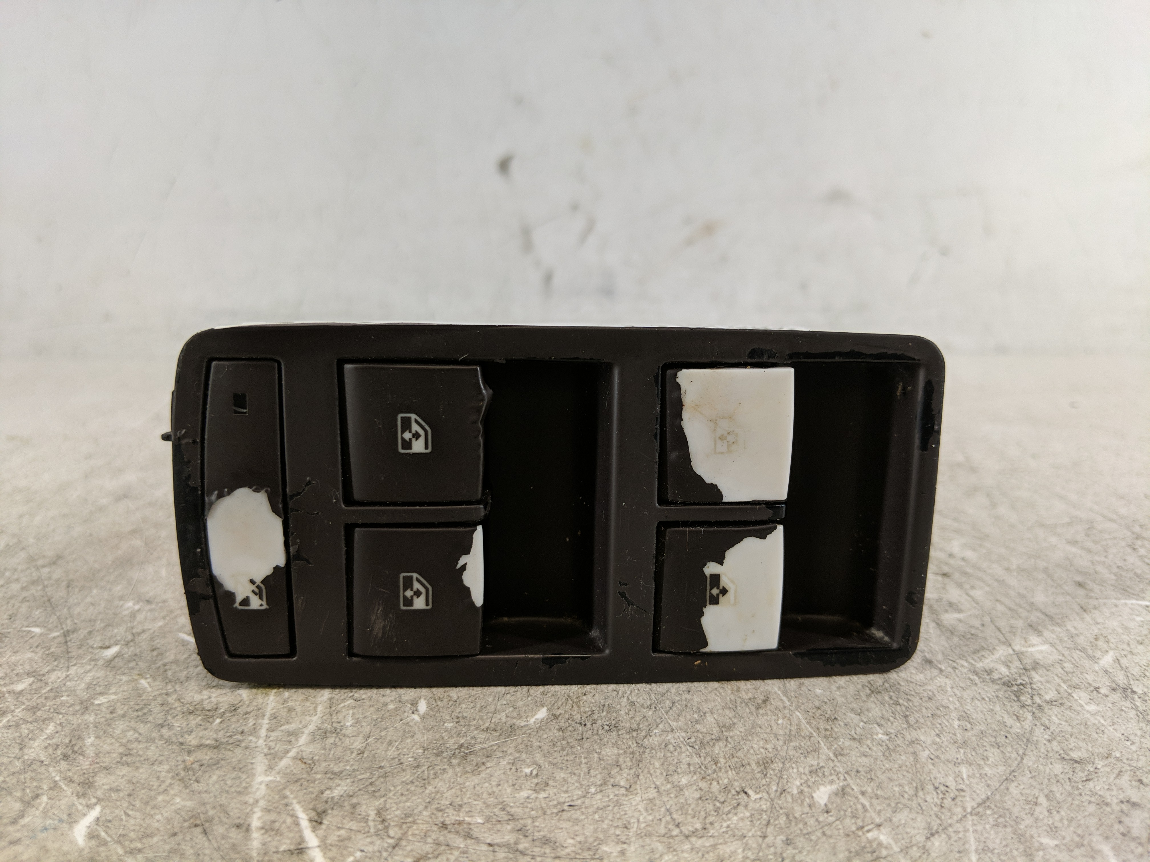 2014-2017 Buick Regal Driver Left Door Master Power Window Switch 1213808 - Oemusedautoparts1.com