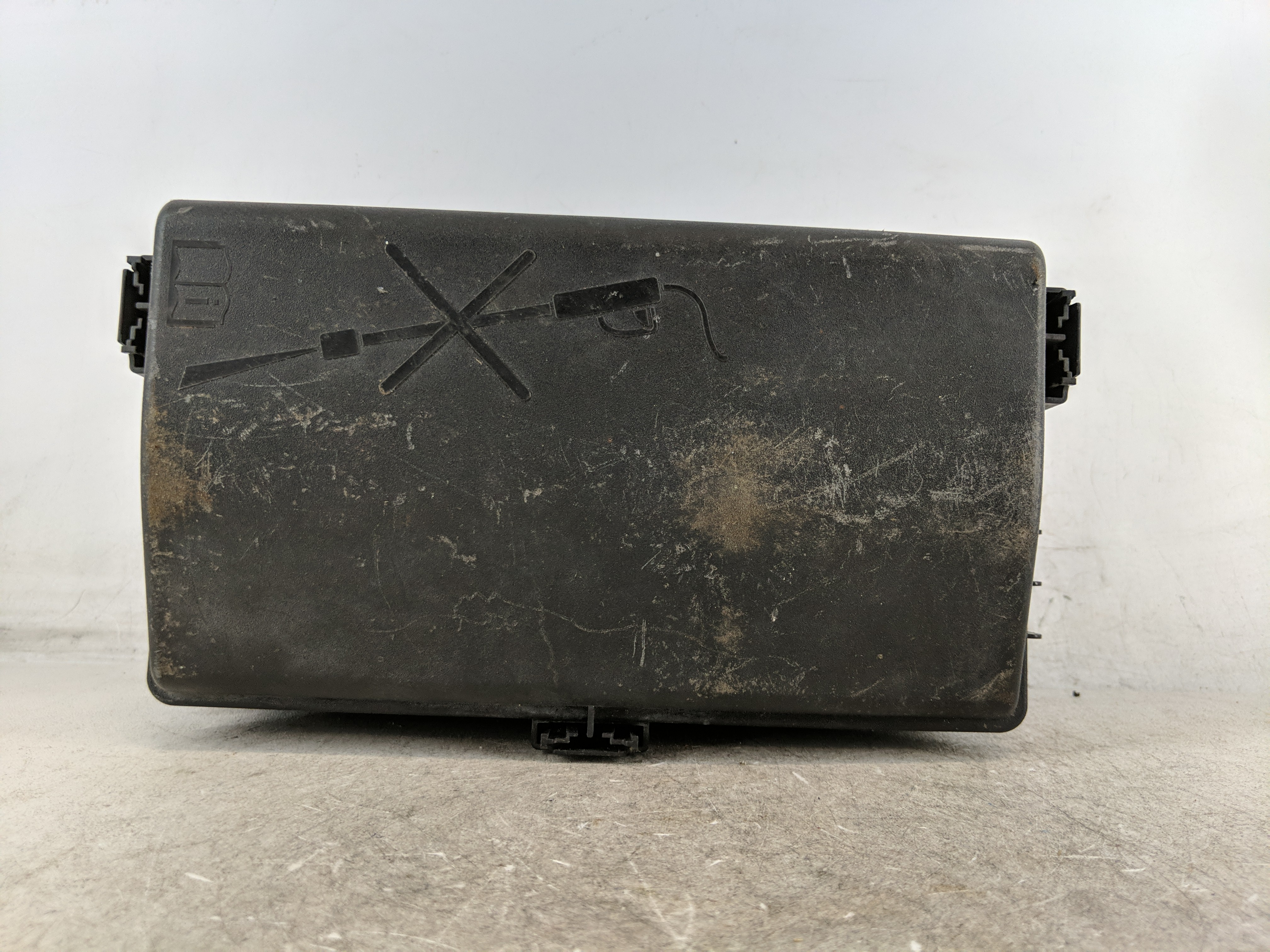 2011-2014 Chevrolet Cruze Fusebox Fuse Box Relay Module 1213815 - Oemusedautoparts1.com