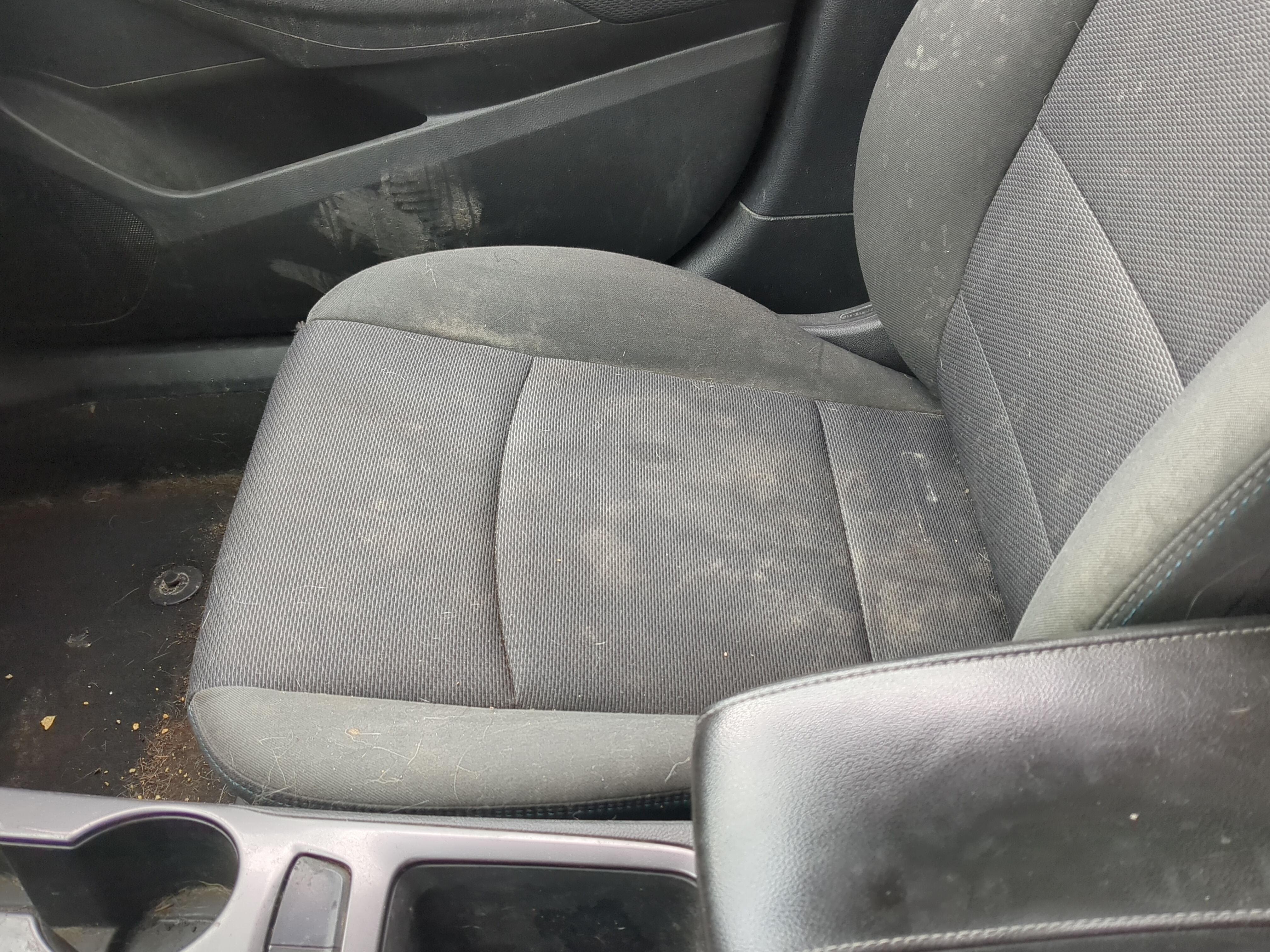 2016-2018 Chevrolet Cruze Passenger Front Seat Oem 1213887 - Oemusedautoparts1.com