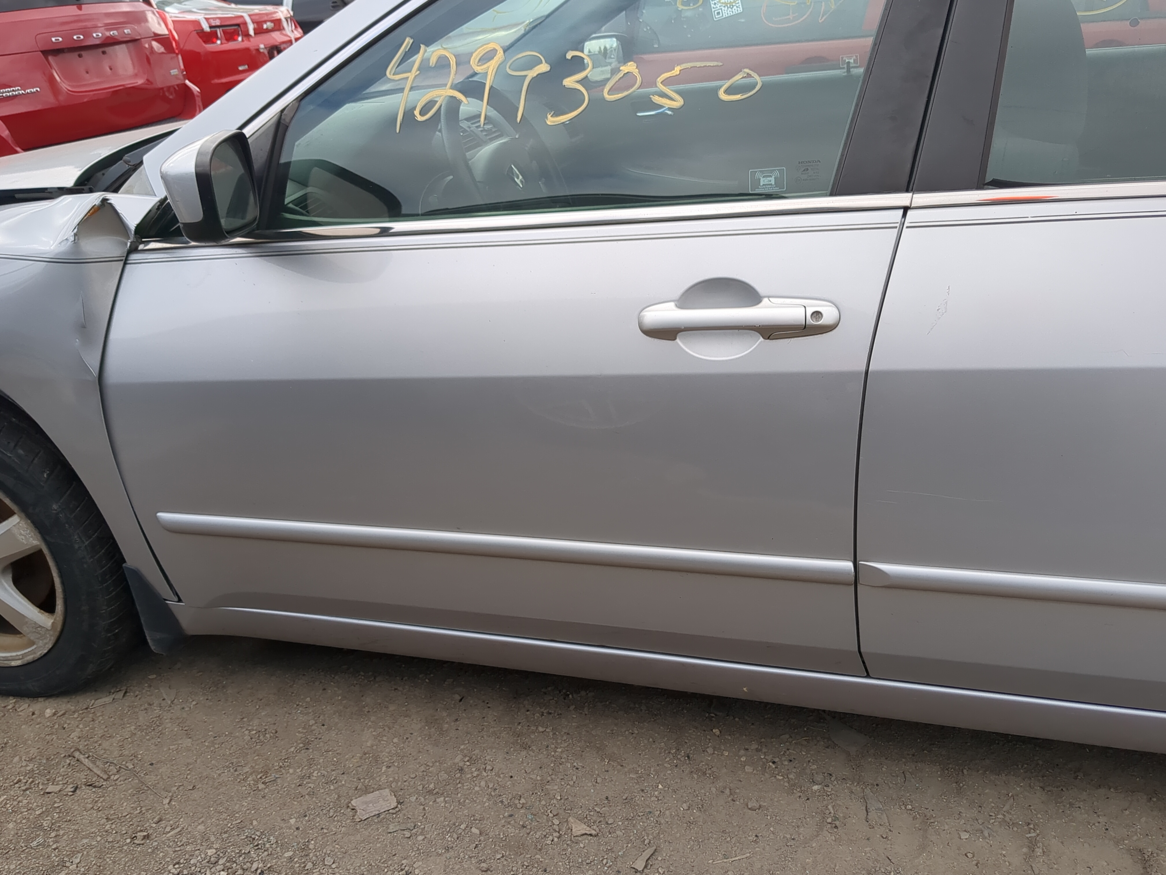 2003-2007 Honda Accord Driver Front Door Oem 1213984 - Oemusedautoparts1.com