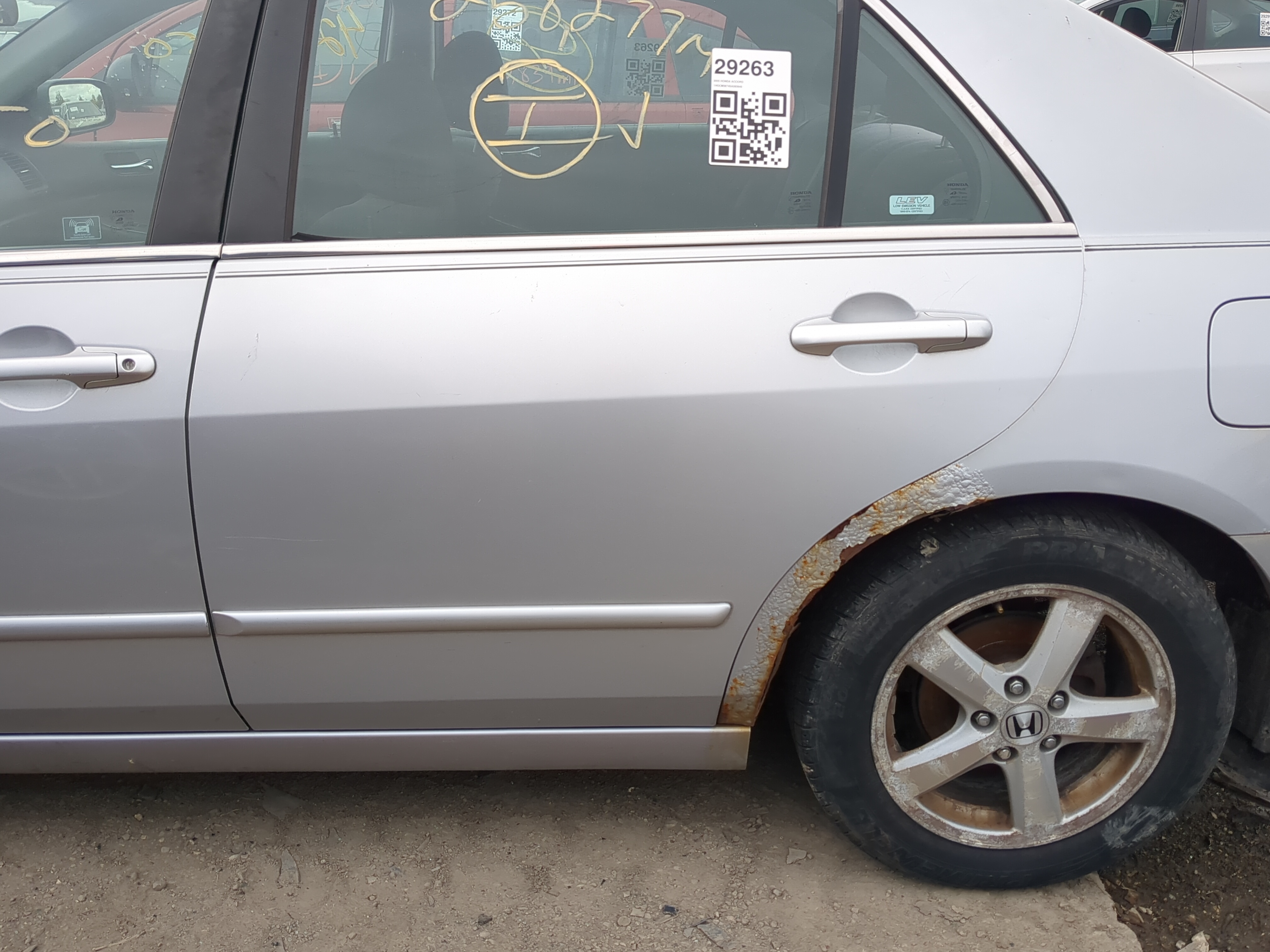 2003-2007 Honda Accord Driver Rear Door Oem 1214014 - Oemusedautoparts1.com