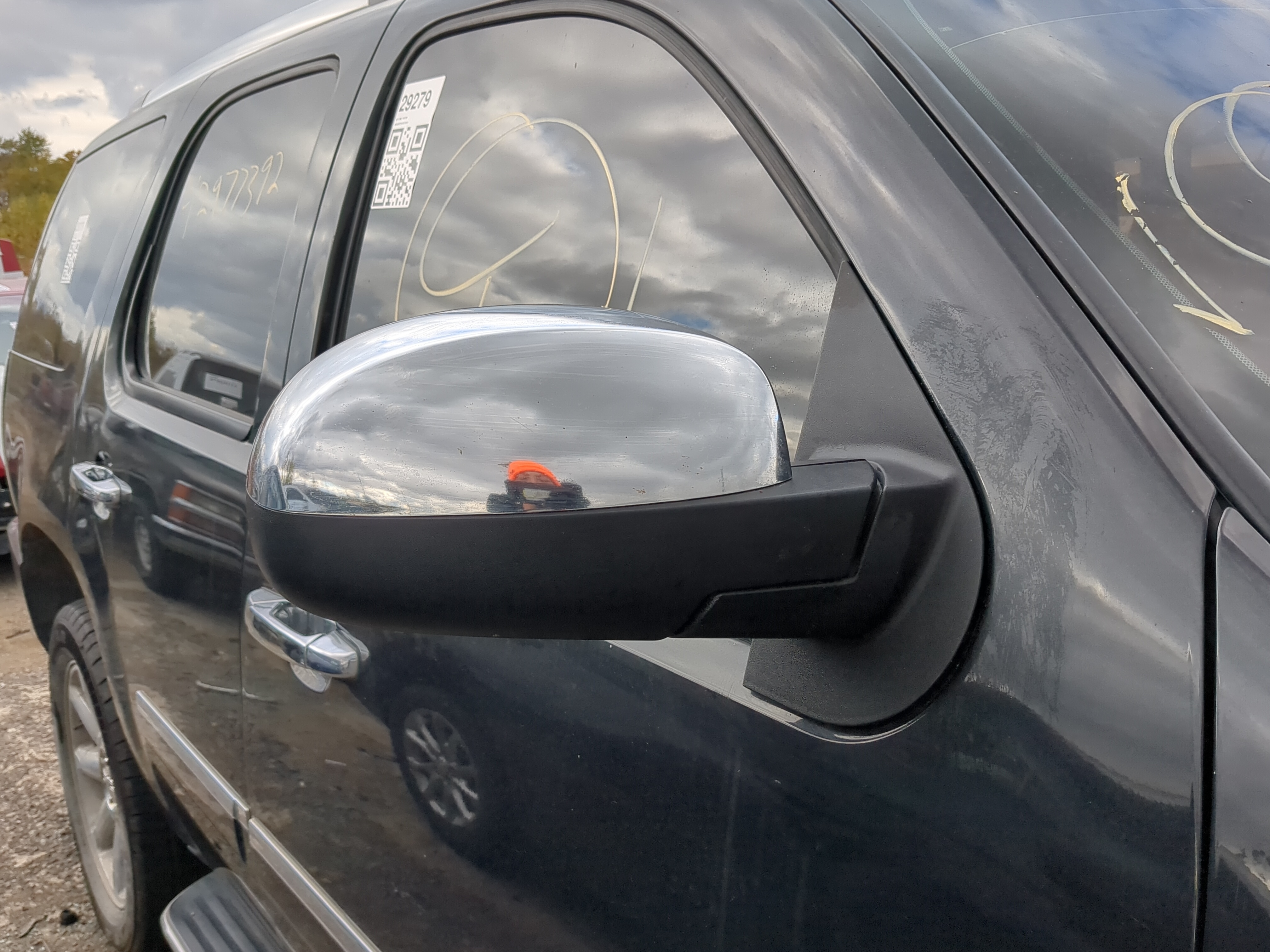2009-2014 Gmc Yukon Passenger Right Side View Power Door Mirror 1214112 - Oemusedautoparts1.com