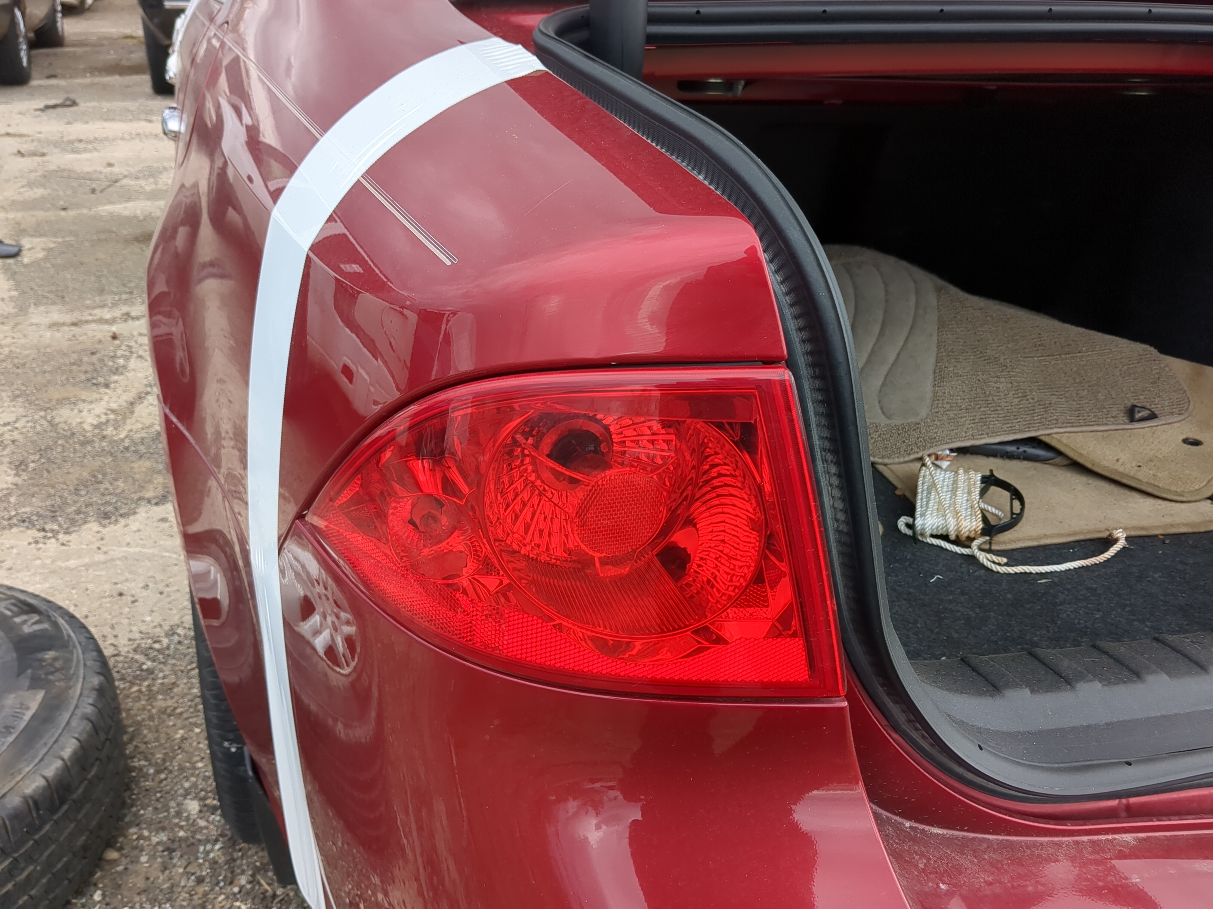 2006-2011 Buick Lucerne Driver Left Side Tail Light Taillight Oem 1214349 - Oemusedautoparts1.com