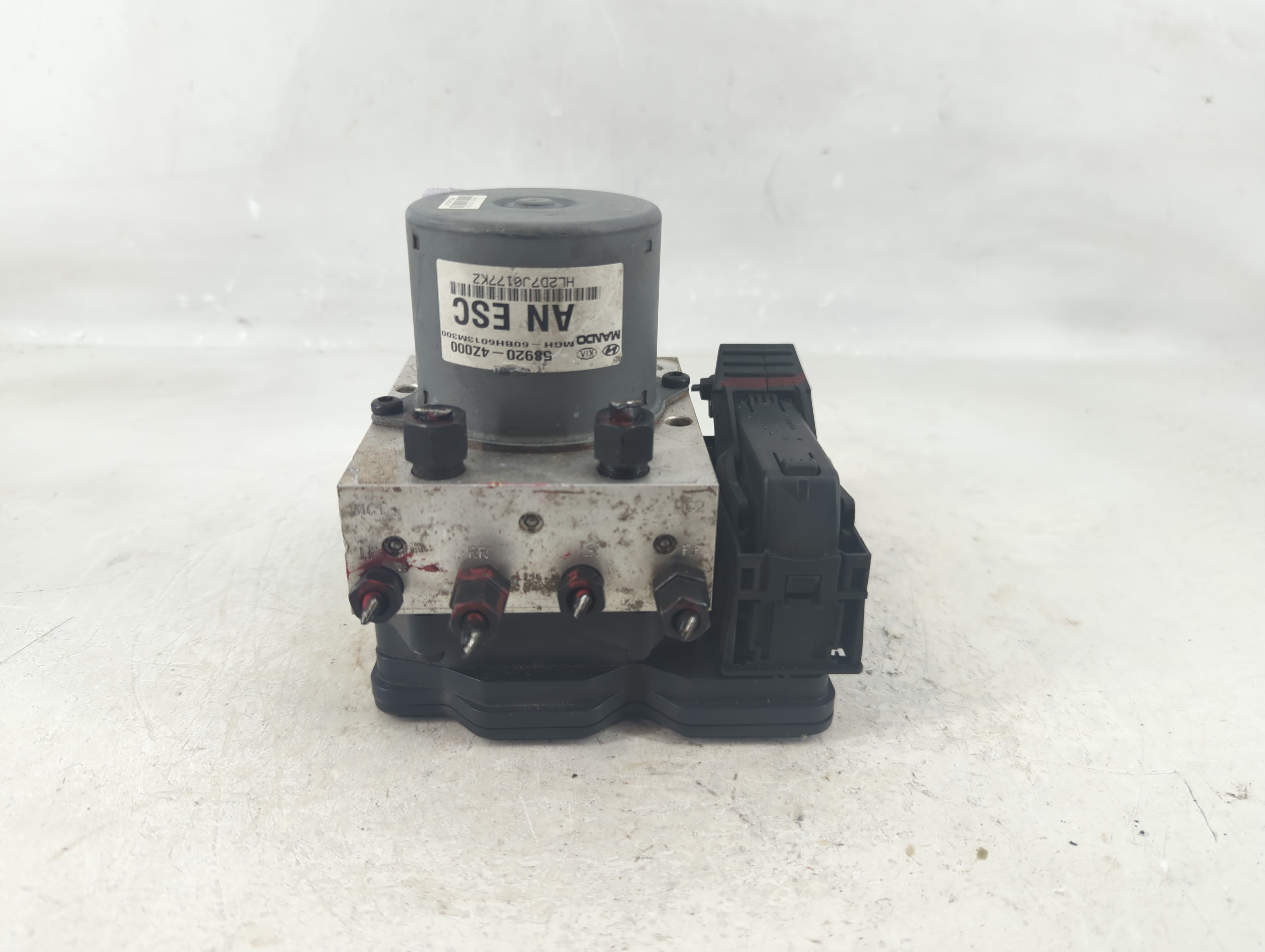2013-2013 Hyundai Santa Fe Abs Pump Control Module 1214439 - Oemusedautoparts1.com