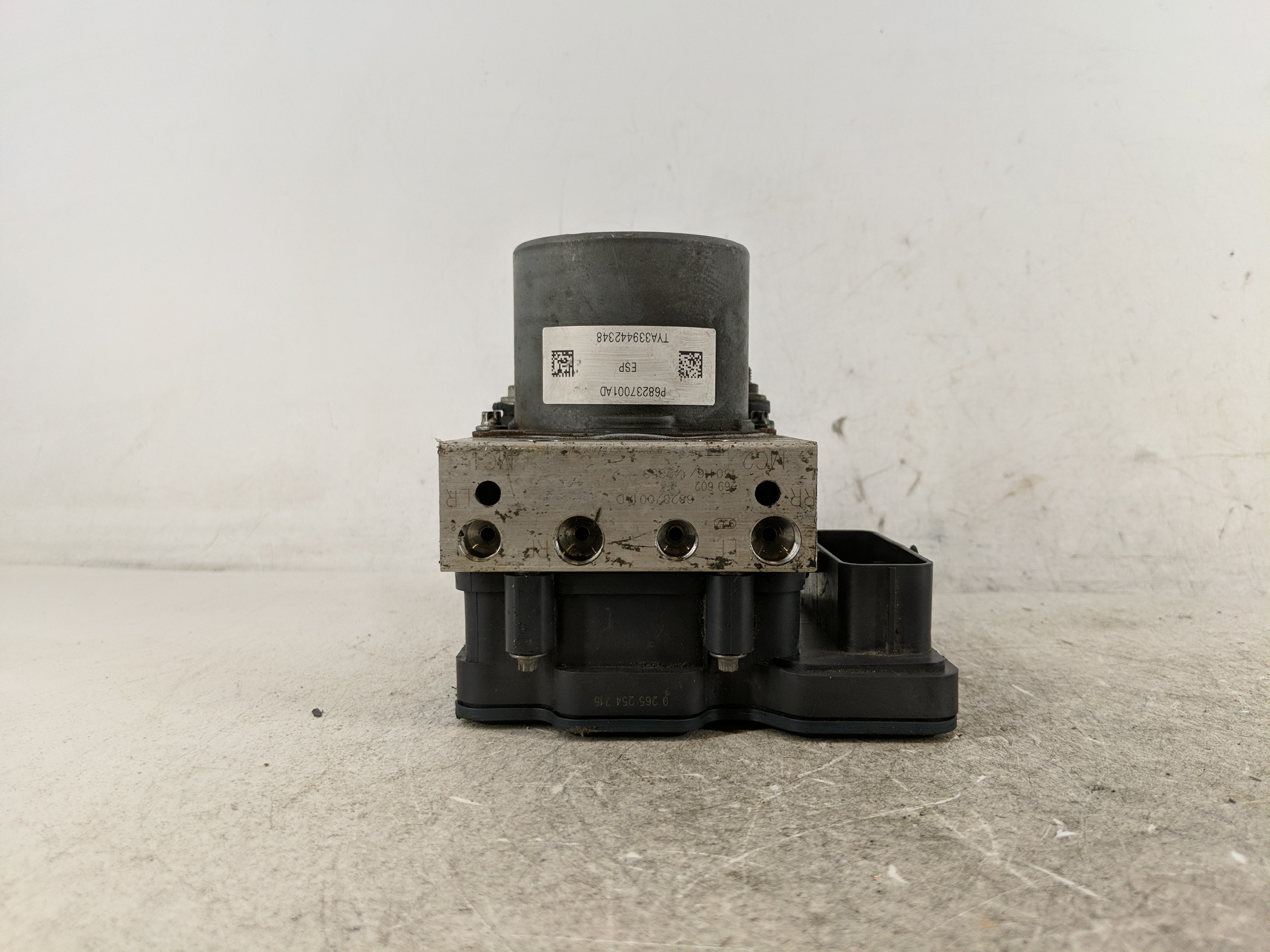 2015-2015 Jeep Cherokee Abs Pump Control Module 1214447 - Oemusedautoparts1.com