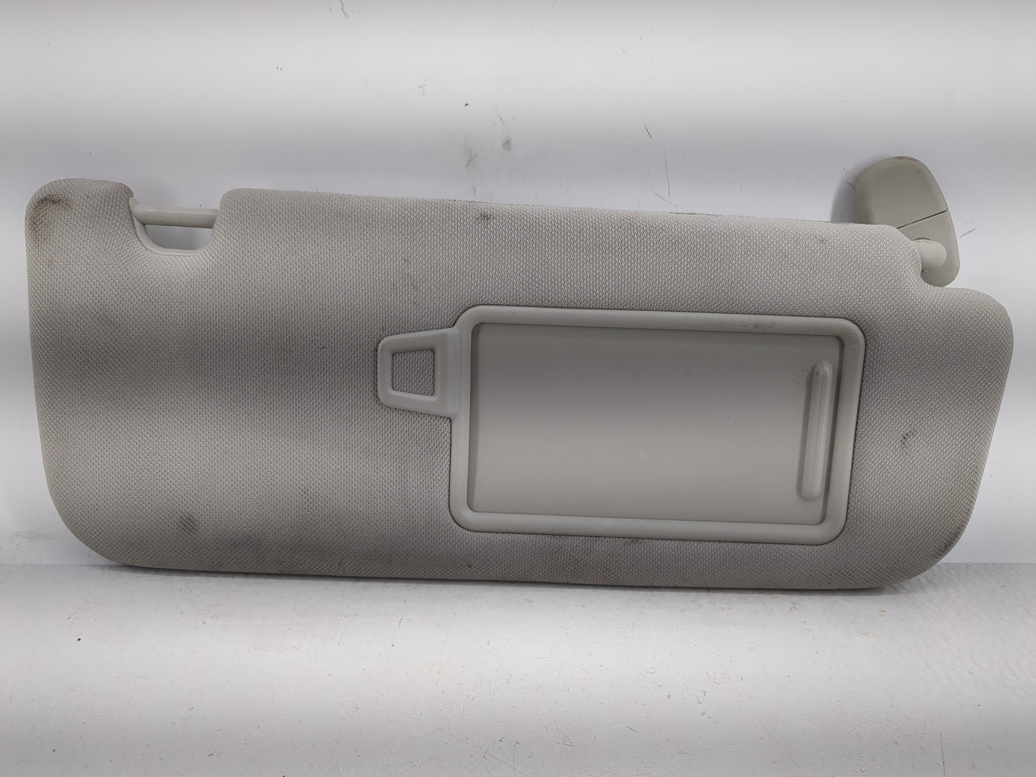 2021-2021 Kia Sorento Passenger Sun Visor Mirror Right Sunvisor Grey 1214455 - Oemusedautoparts1.com