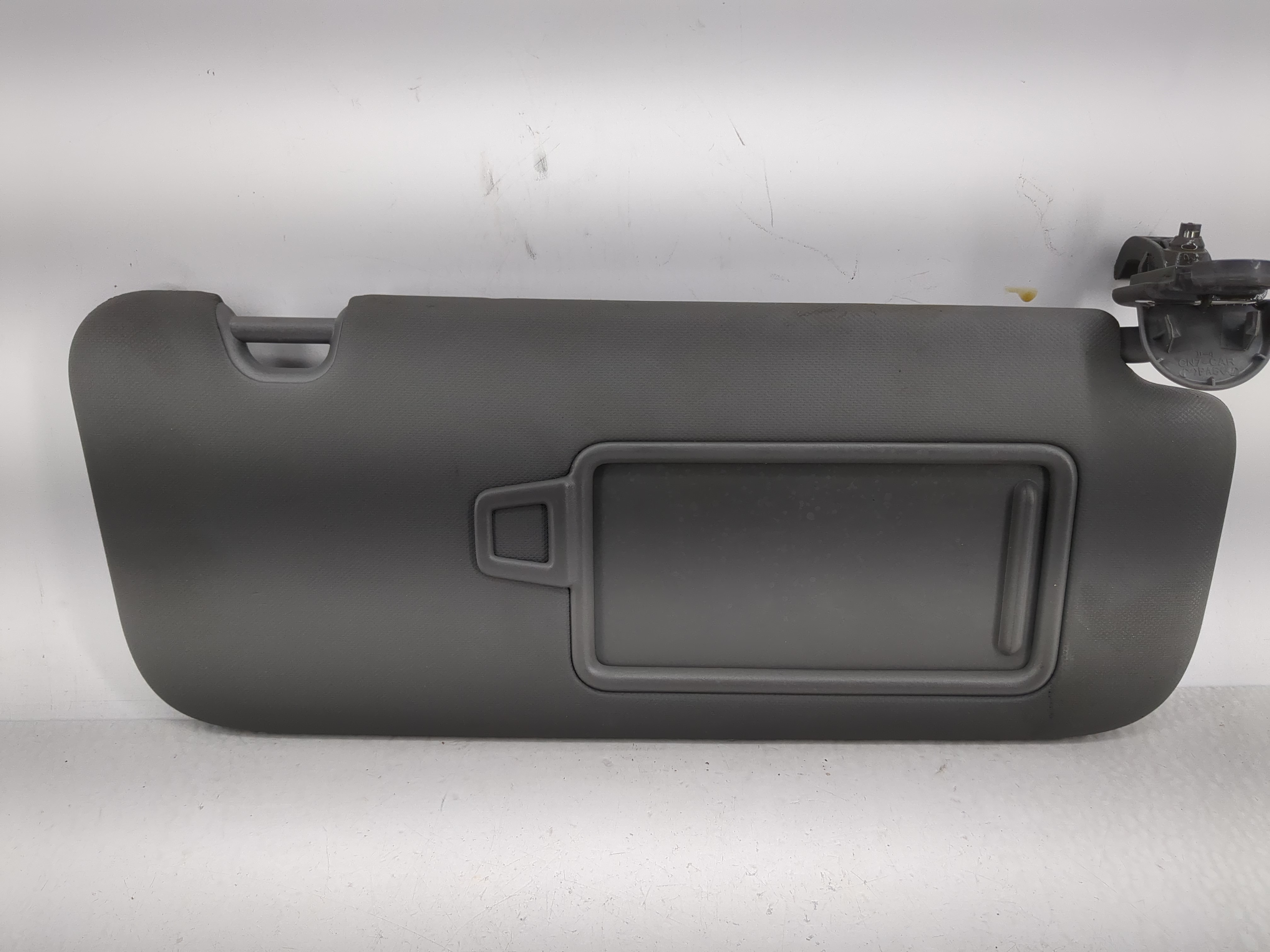 2025 Hyundai Elantra Passenger Sun Visor Mirror Right Sunvisor Dark Grey 1214460 - Oemusedautoparts1.com