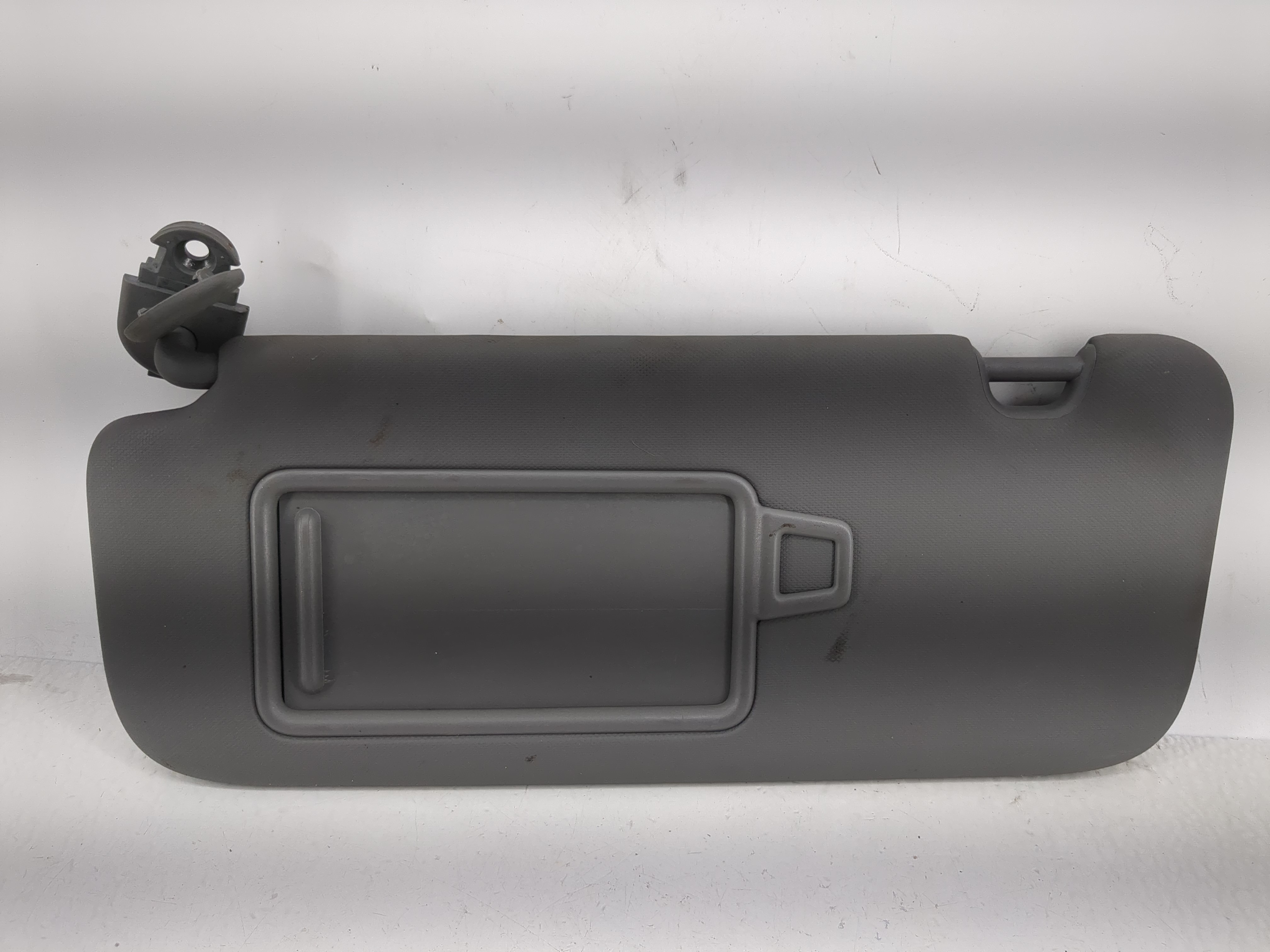 2025 Hyundai Elantra Driver Sun Visor Mirror Left Sunvisor Dark Gray 1214461 - Oemusedautoparts1.com