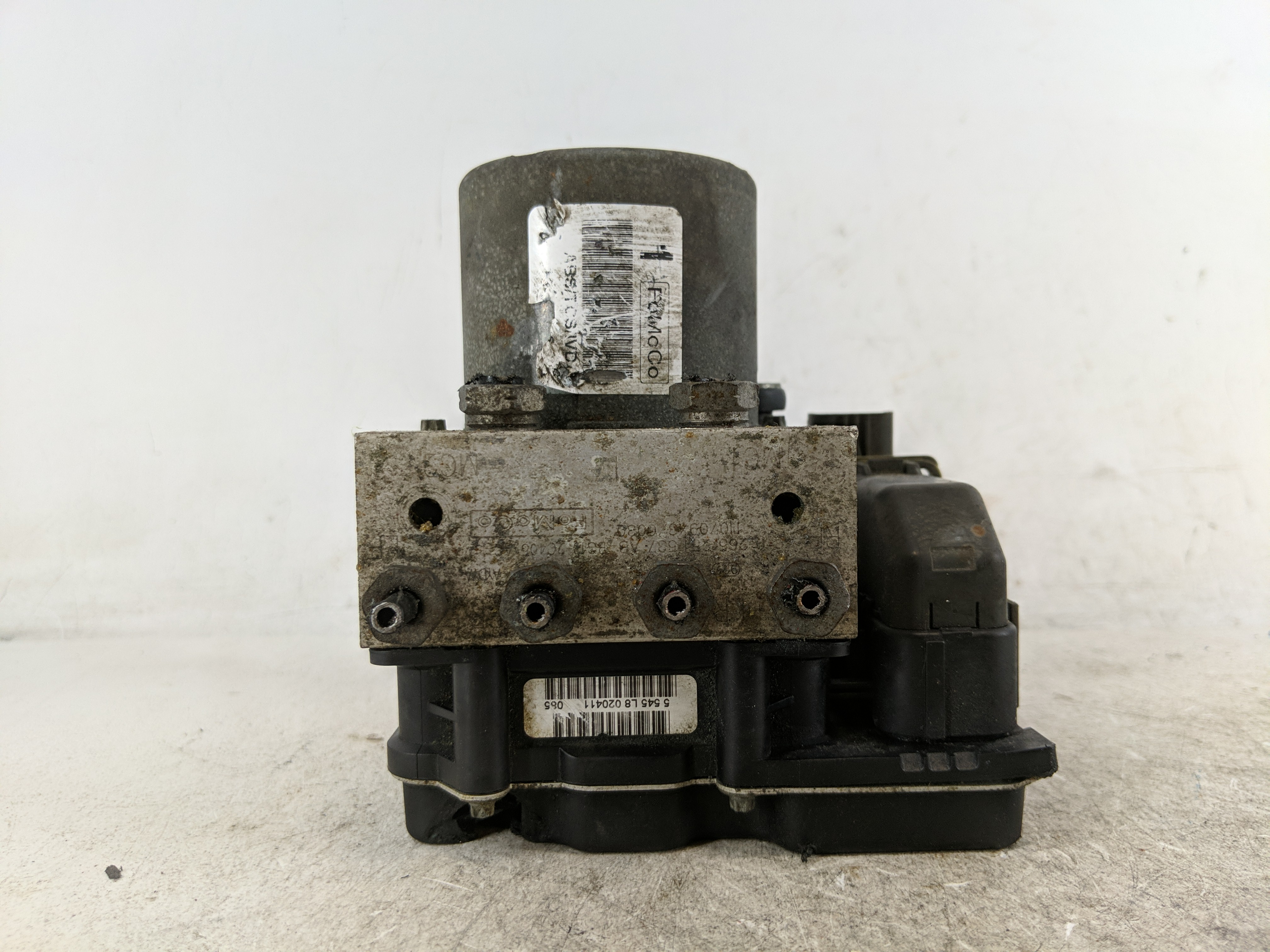 2010-2012 Ford Taurus Abs Pump Control Module 1214469 - Oemusedautoparts1.com