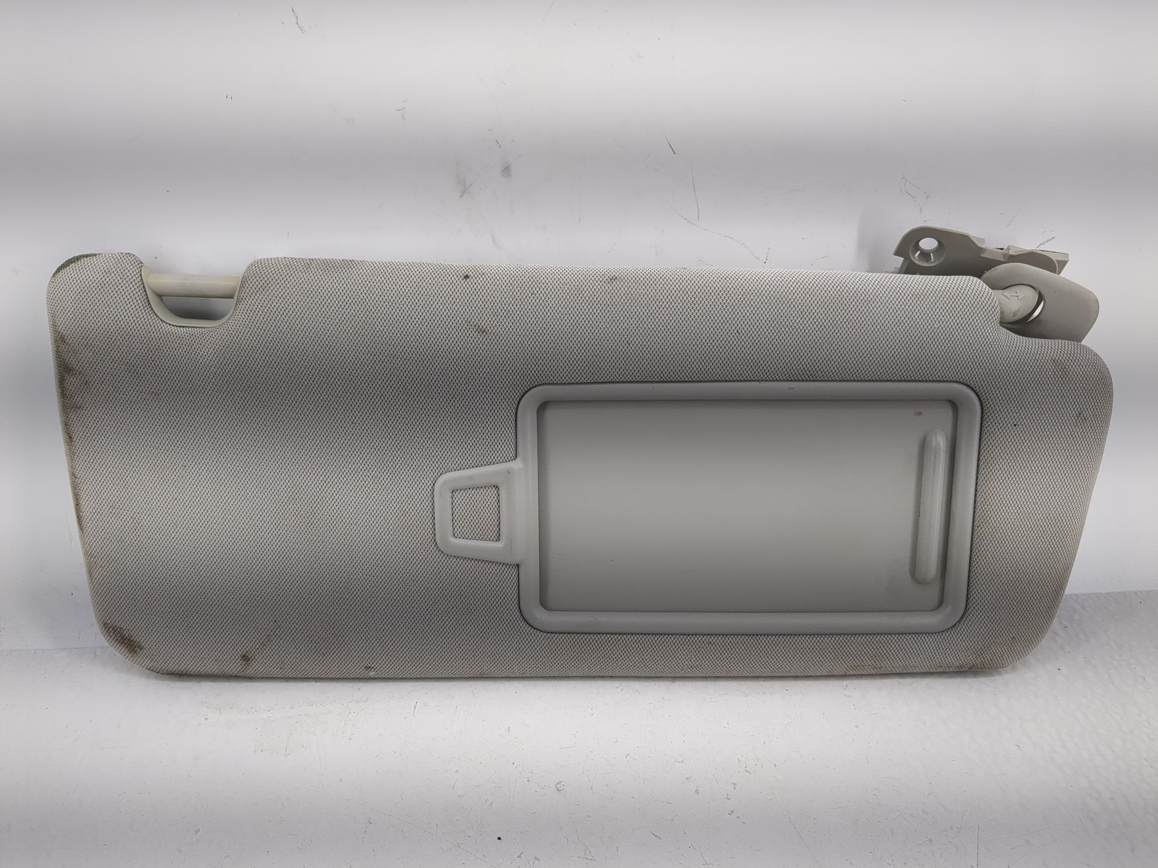 2016-2020 Kia Optima Passenger Sun Visor Mirror Right Sunvisor Grey 1214489 - Oemusedautoparts1.com