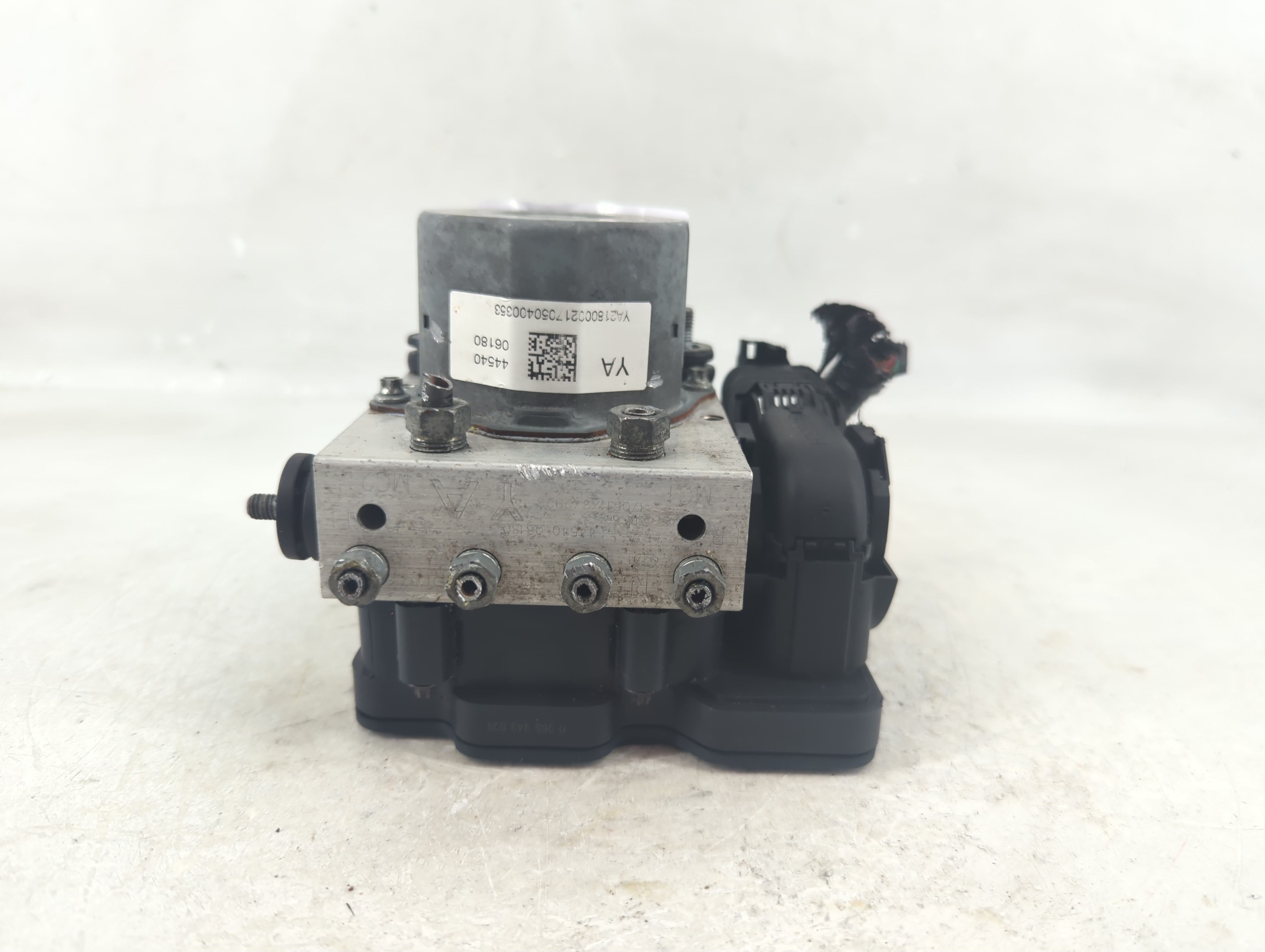 2015-2017 Toyota Camry Abs Pump Control Module 1214503 - Oemusedautoparts1.com