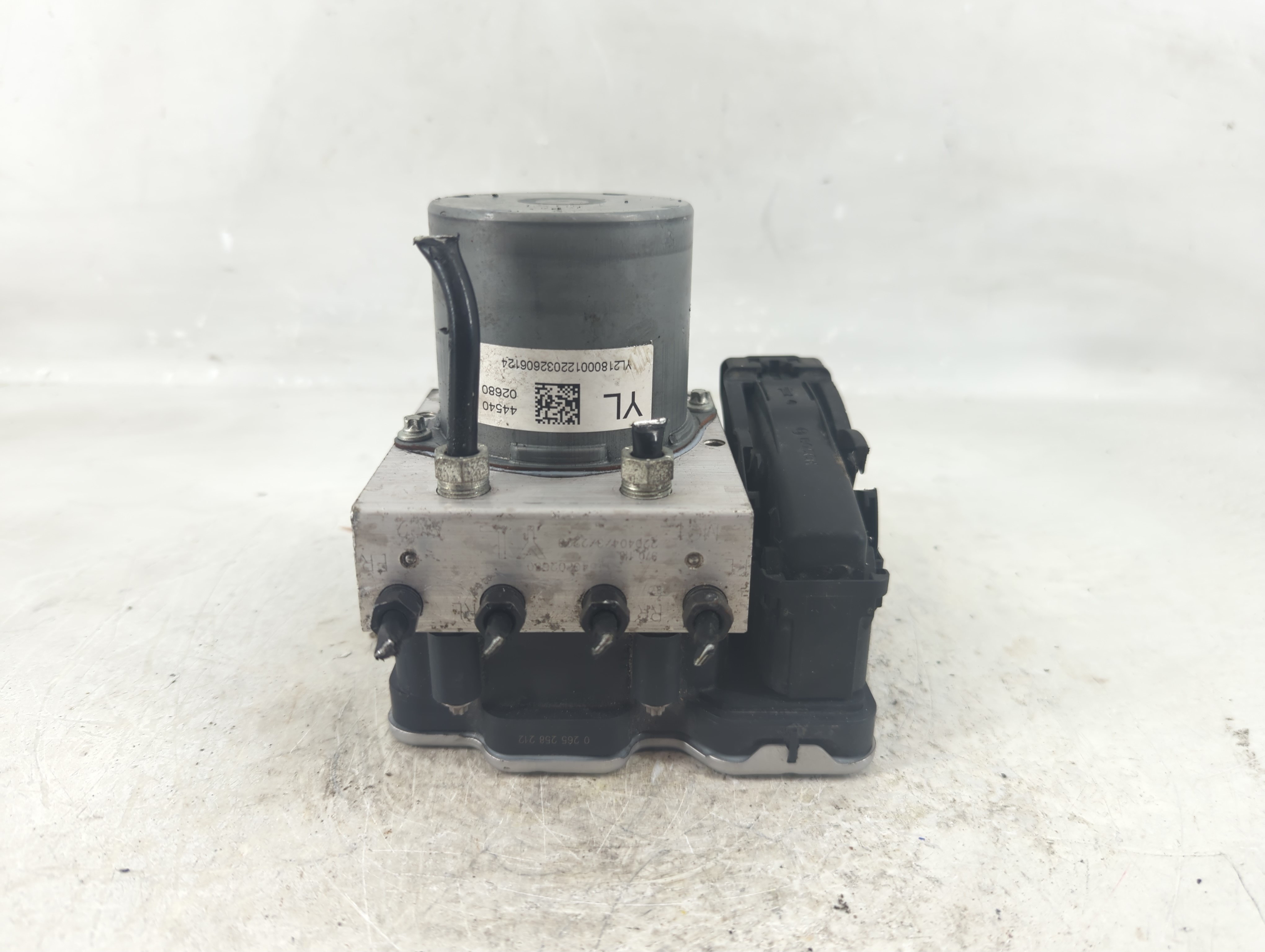 2020-2022 Toyota Corolla Abs Pump Control Module 1214506 - Oemusedautoparts1.com