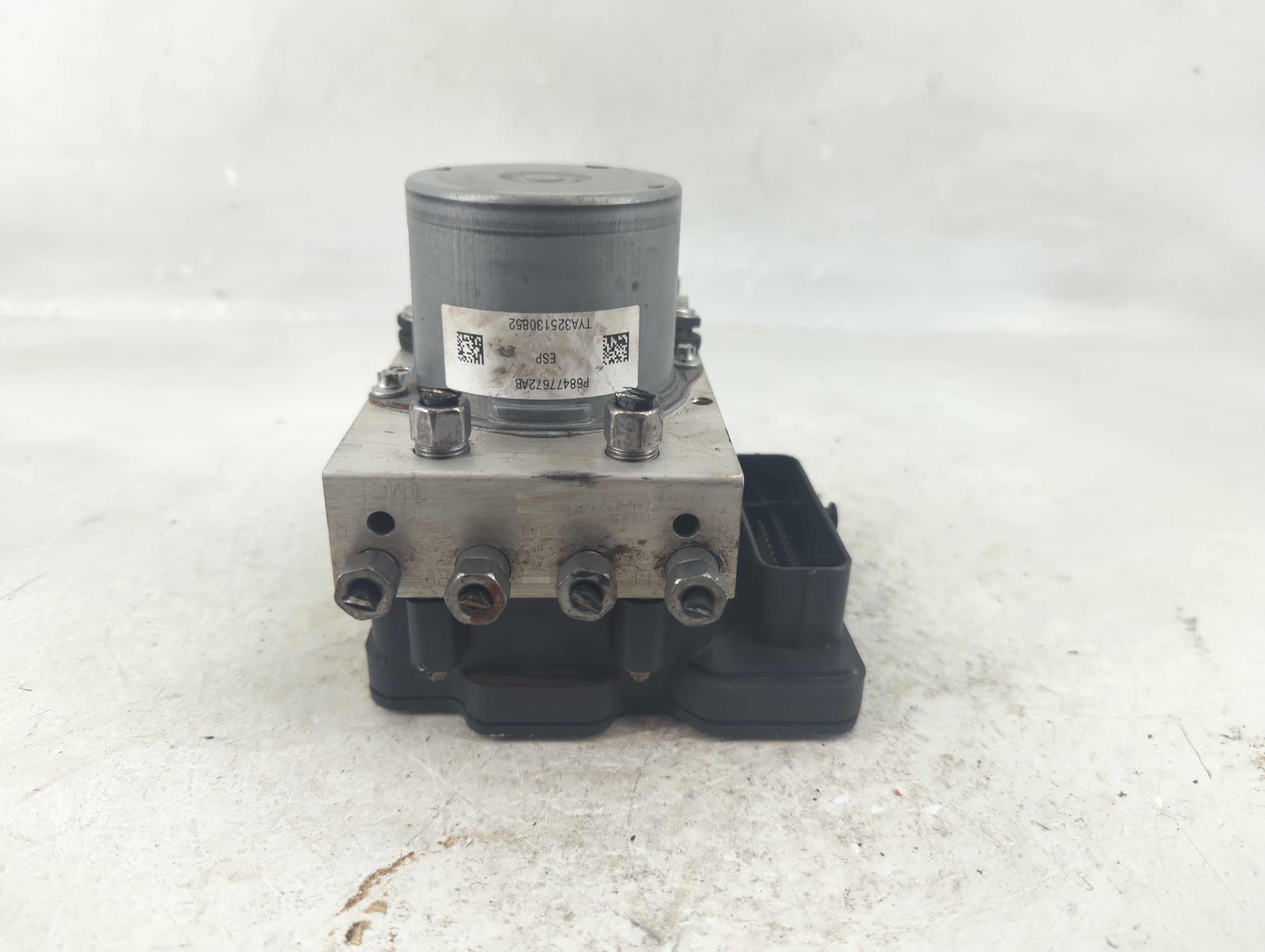 2021-2022 Jeep Grand Cherokee Abs Pump Control Module 1214508 - Oemusedautoparts1.com