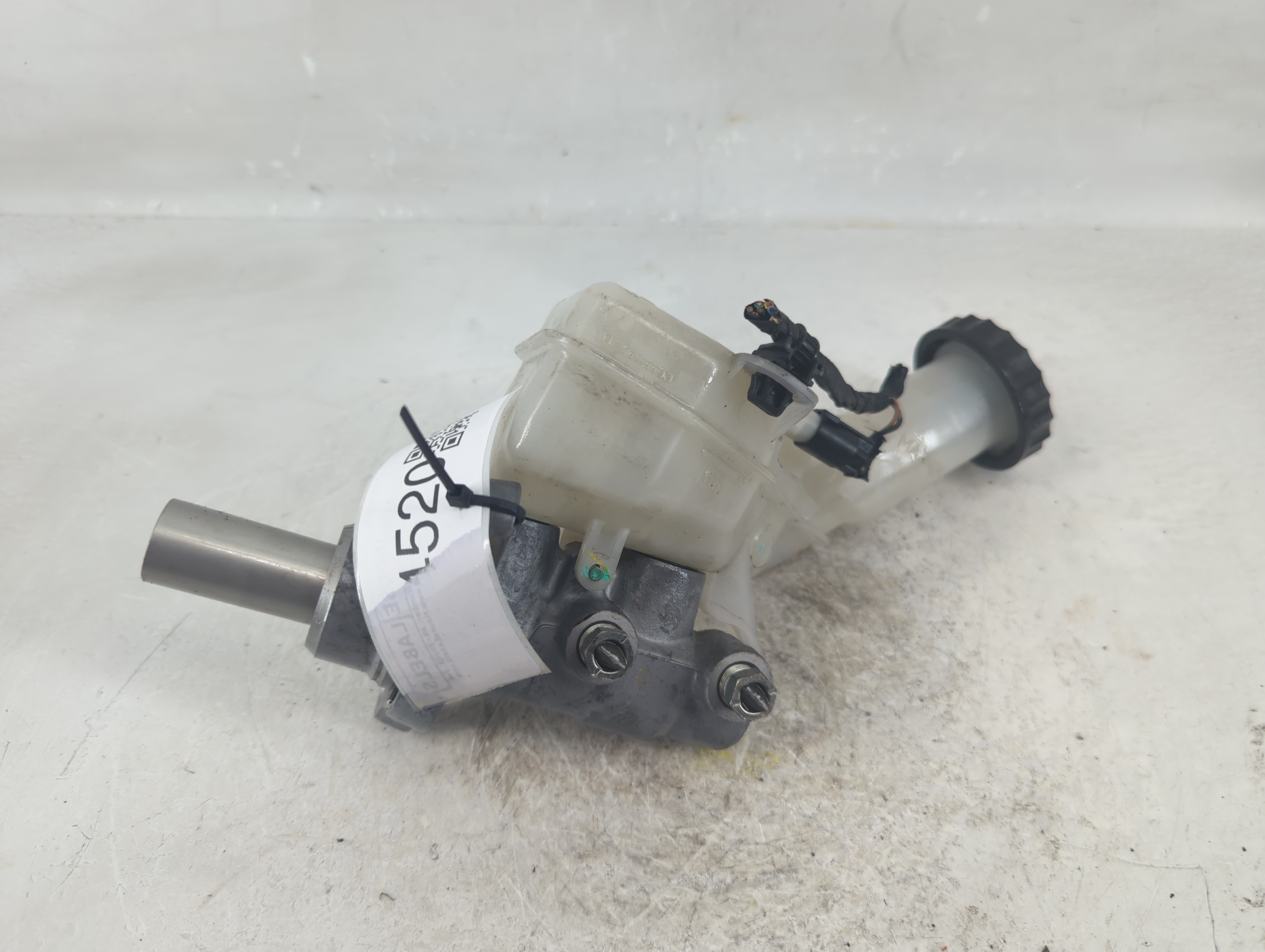2011-2017 Mitsubishi Outlander Sport Brake Master Cylinder 1214520 - Oemusedautoparts1.com
