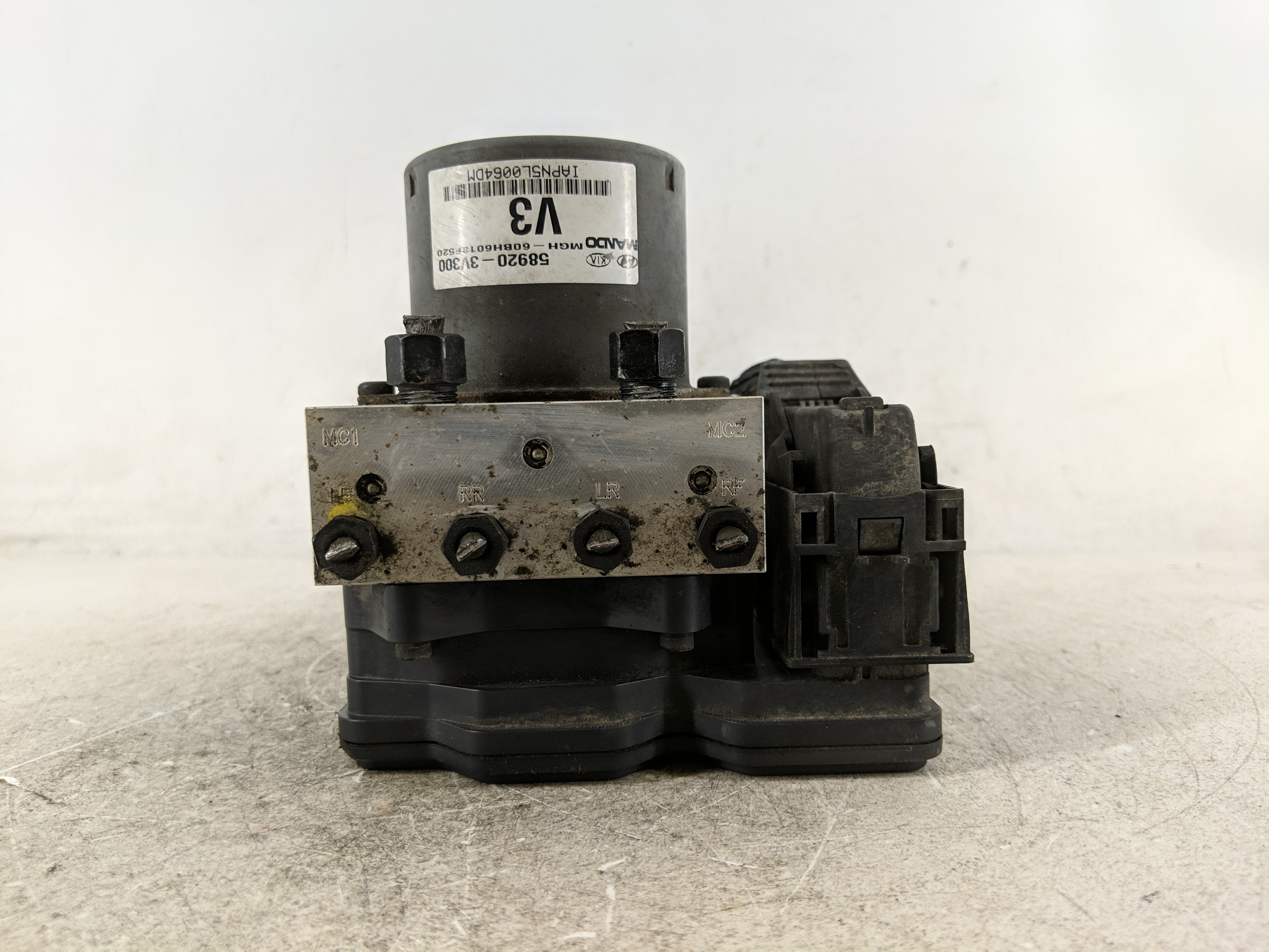 2012-2014 Hyundai Azera Abs Pump Control Module 1214523 - Oemusedautoparts1.com