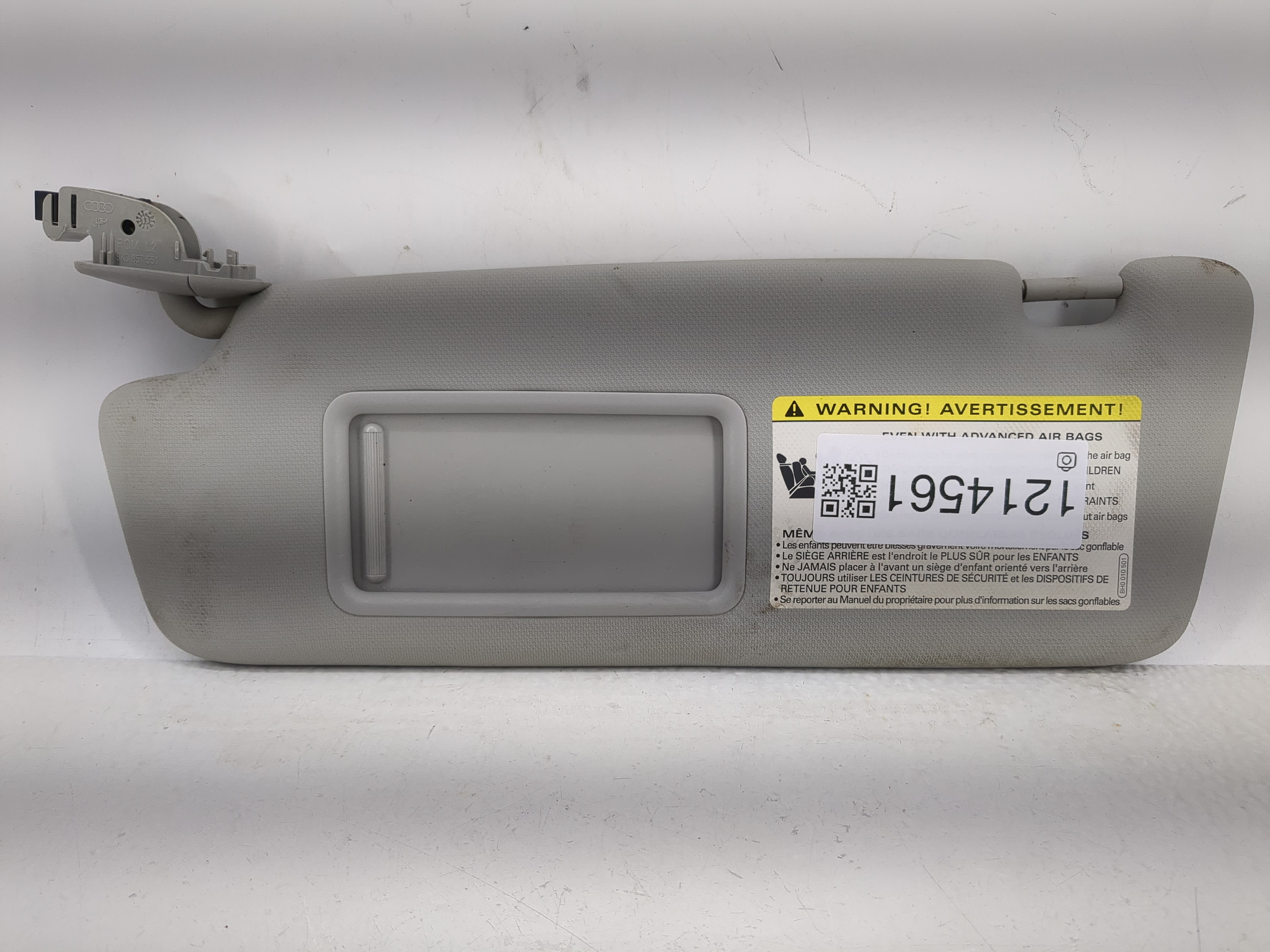 2013-2016 Audi A4 Driver Sun Visor Mirror Left Sunvisor Gray 1214561 - Oemusedautoparts1.com