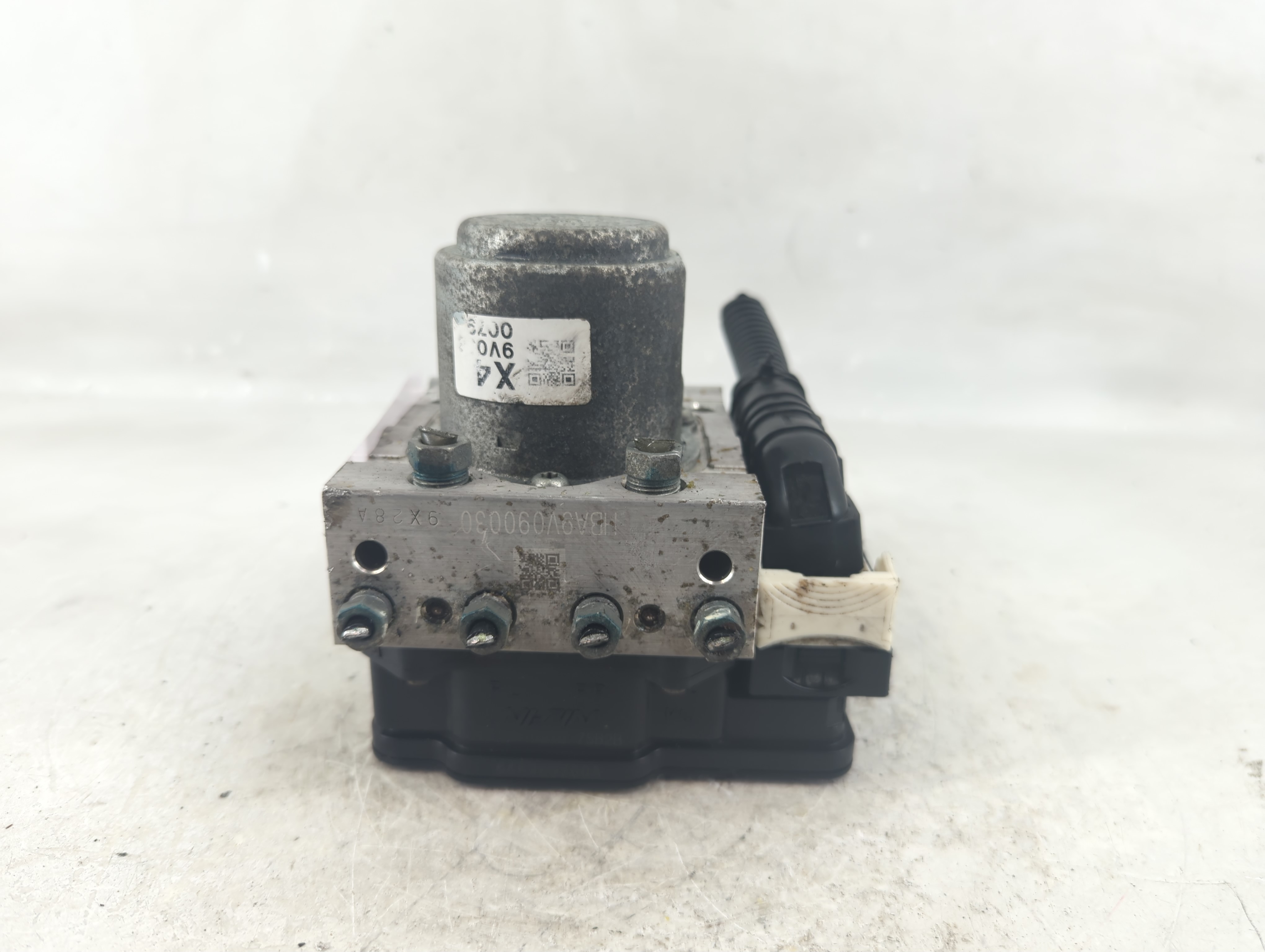 2019-2022 Honda Hr-v Abs Pump Control Module 1214572 - Oemusedautoparts1.com