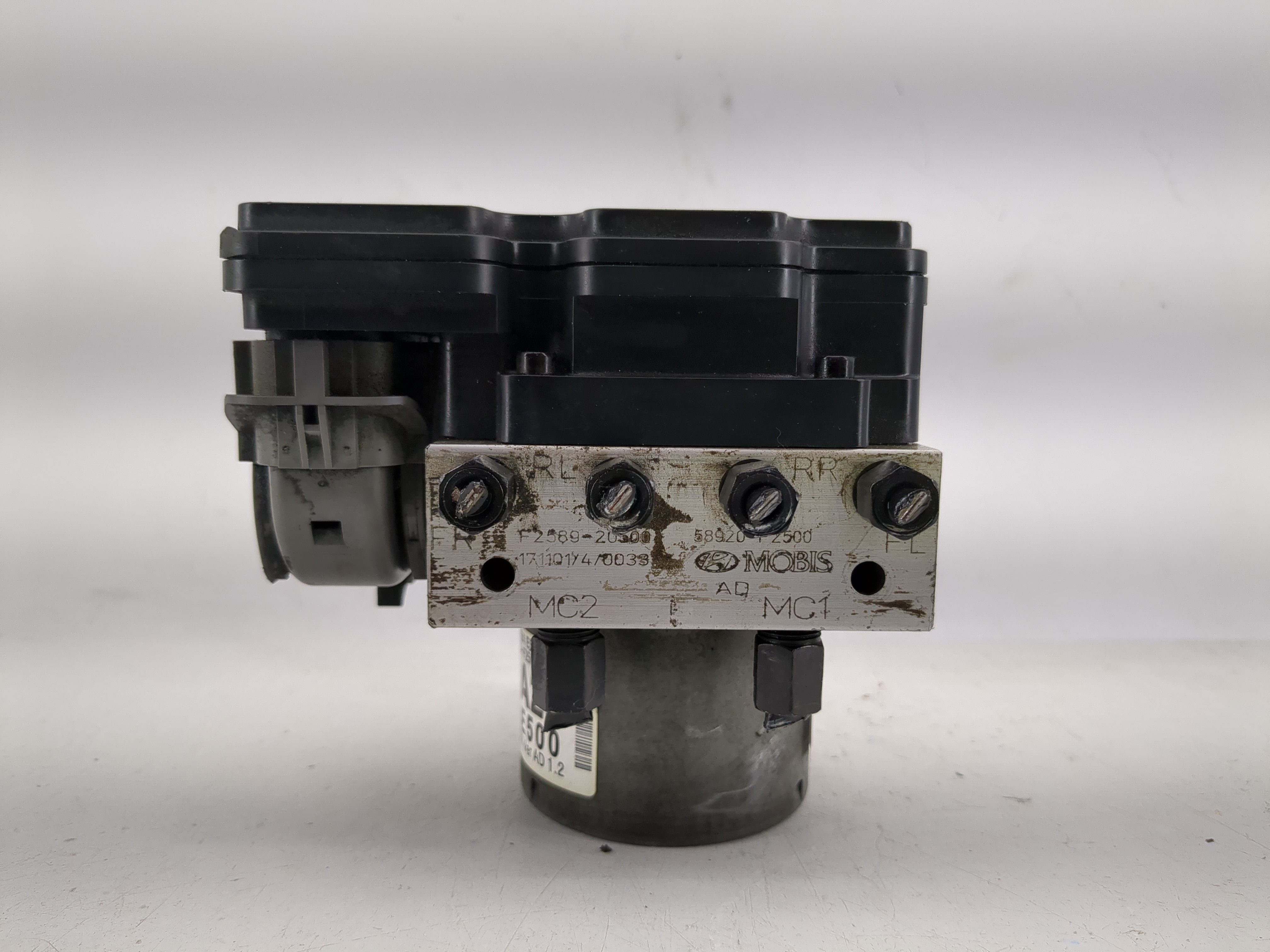 2017-2019 Hyundai Elantra Abs Pump Control Module 1214581 - Oemusedautoparts1.com