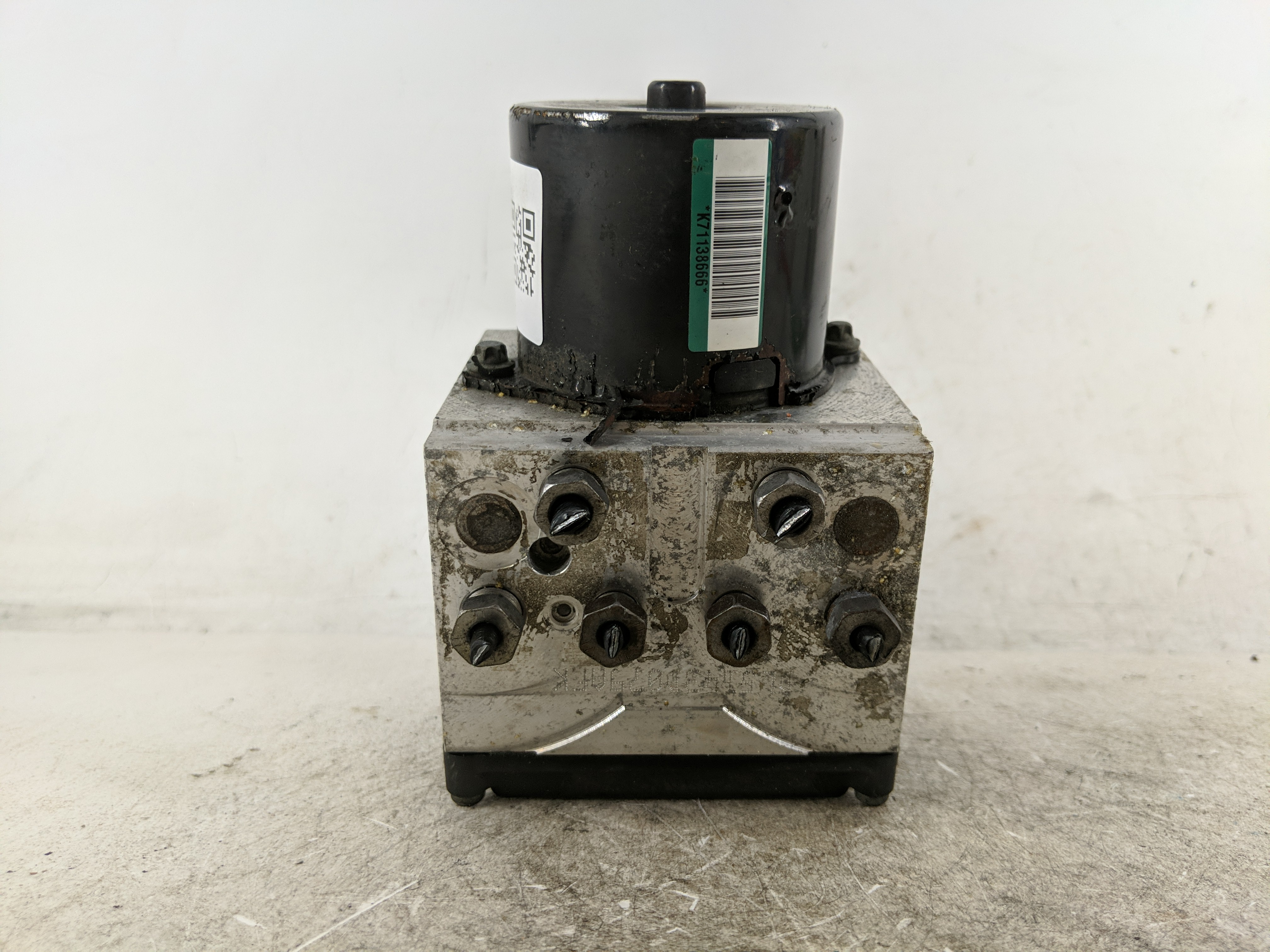 2005-2006 Ford Mustang Abs Pump Control Module 1215052 - Oemusedautoparts1.com