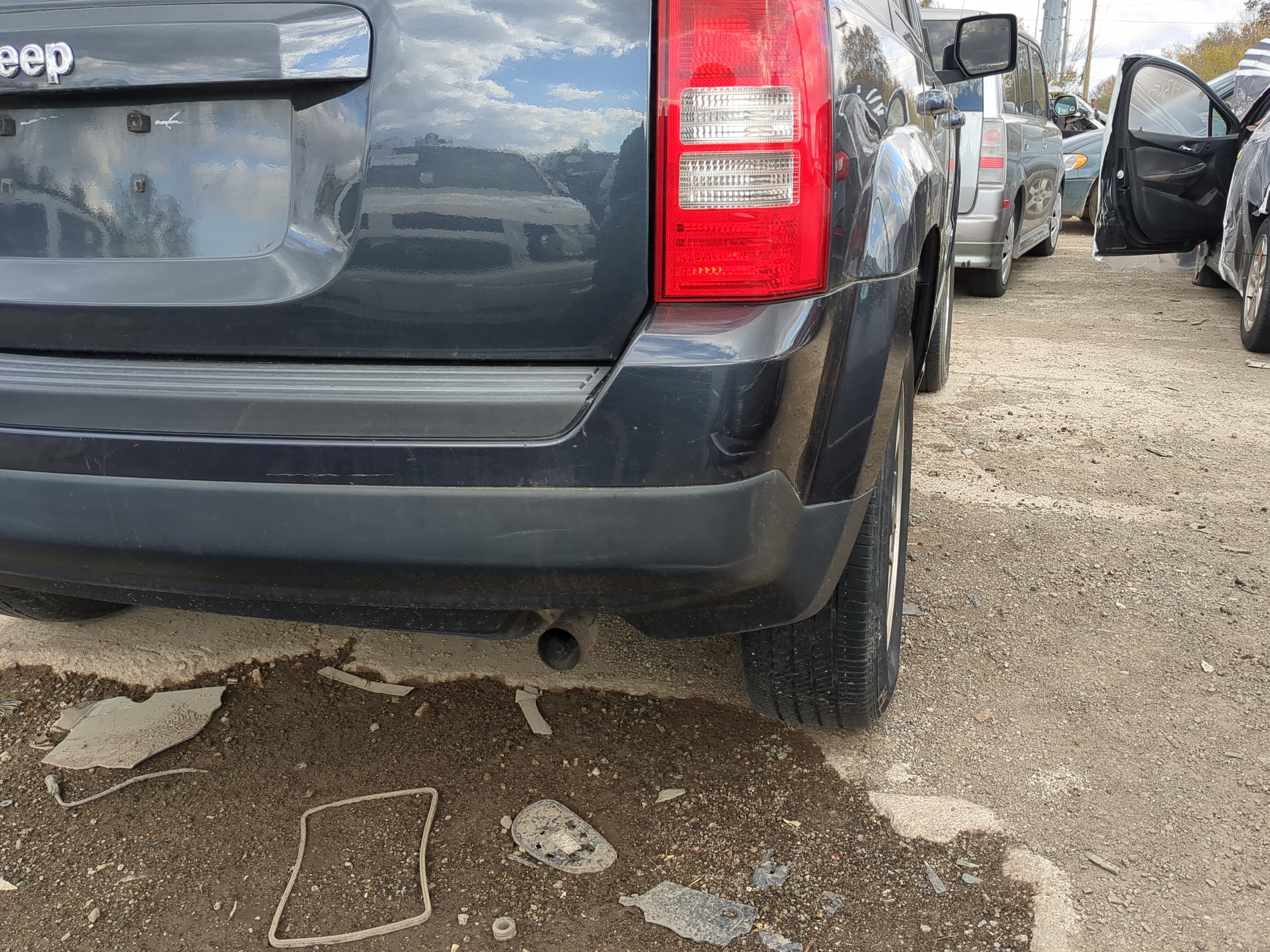 2011-2017 Jeep Patriot Rear Bumper Assembly Oem 1215200 - Oemusedautoparts1.com