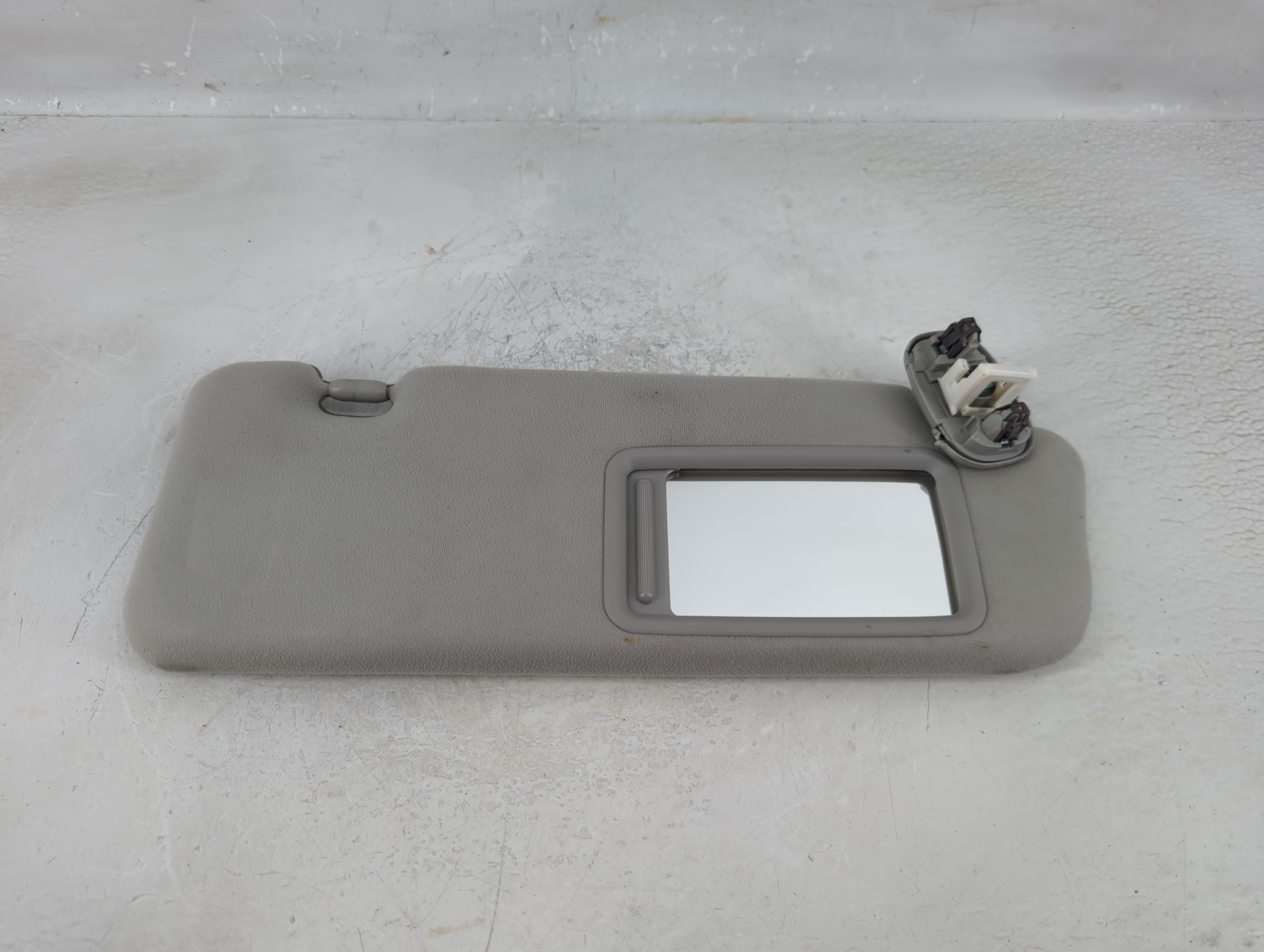 2010-2015 Toyota Prius Passenger Sun Visor Mirror Right Sunvisor Grey 1215206 - Oemusedautoparts1.com