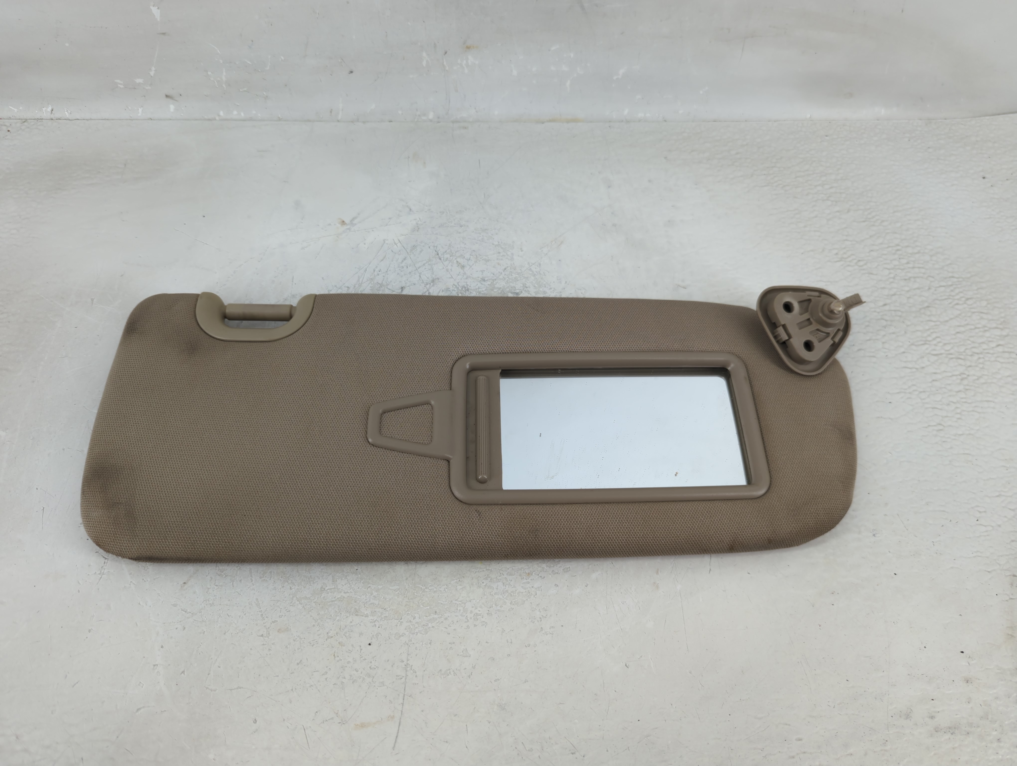 2013-2019 Hyundai Santa Fe Passenger Sun Visor Mirror Right Sunvisor 1215208 - Oemusedautoparts1.com