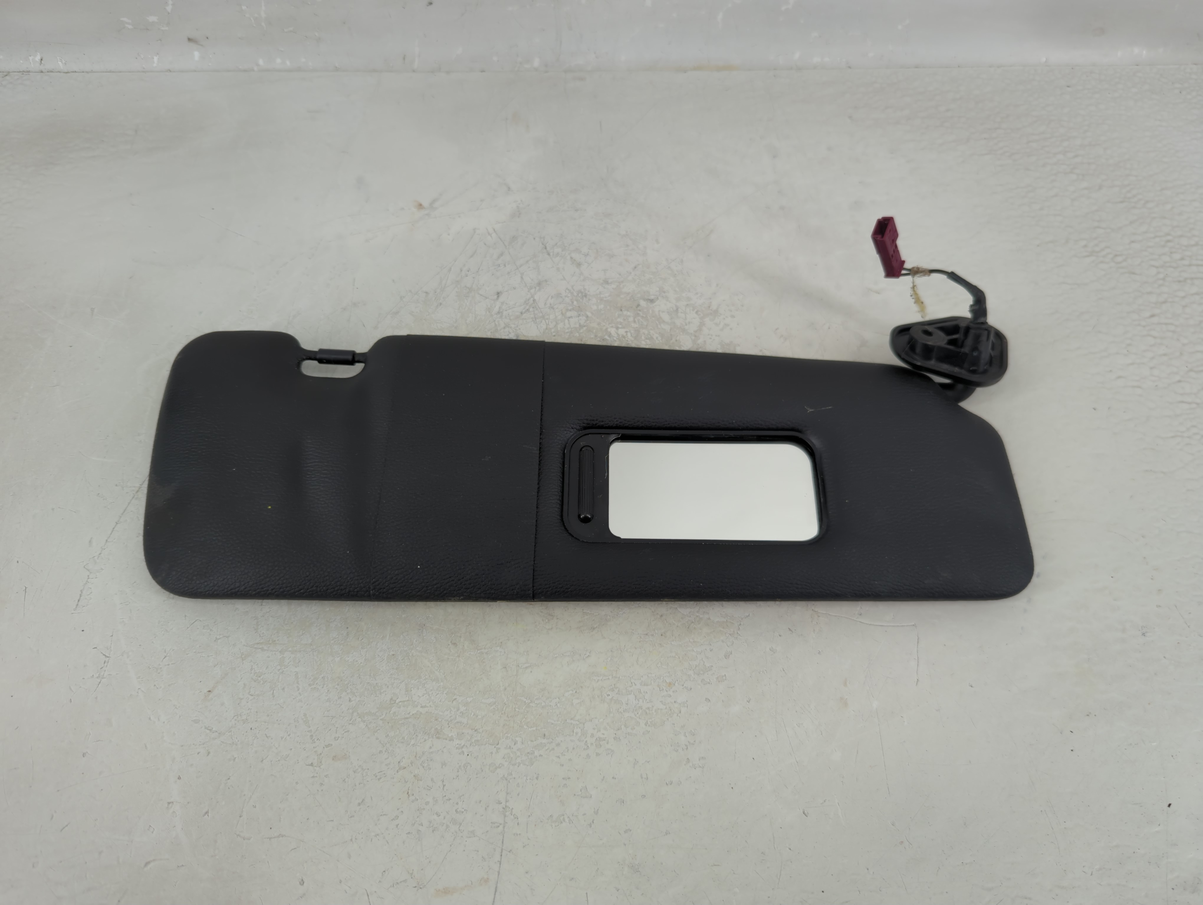 2007-2013 Bmw 328i Passenger Sun Visor Mirror Right Sunvisor Black 1215217 - Oemusedautoparts1.com