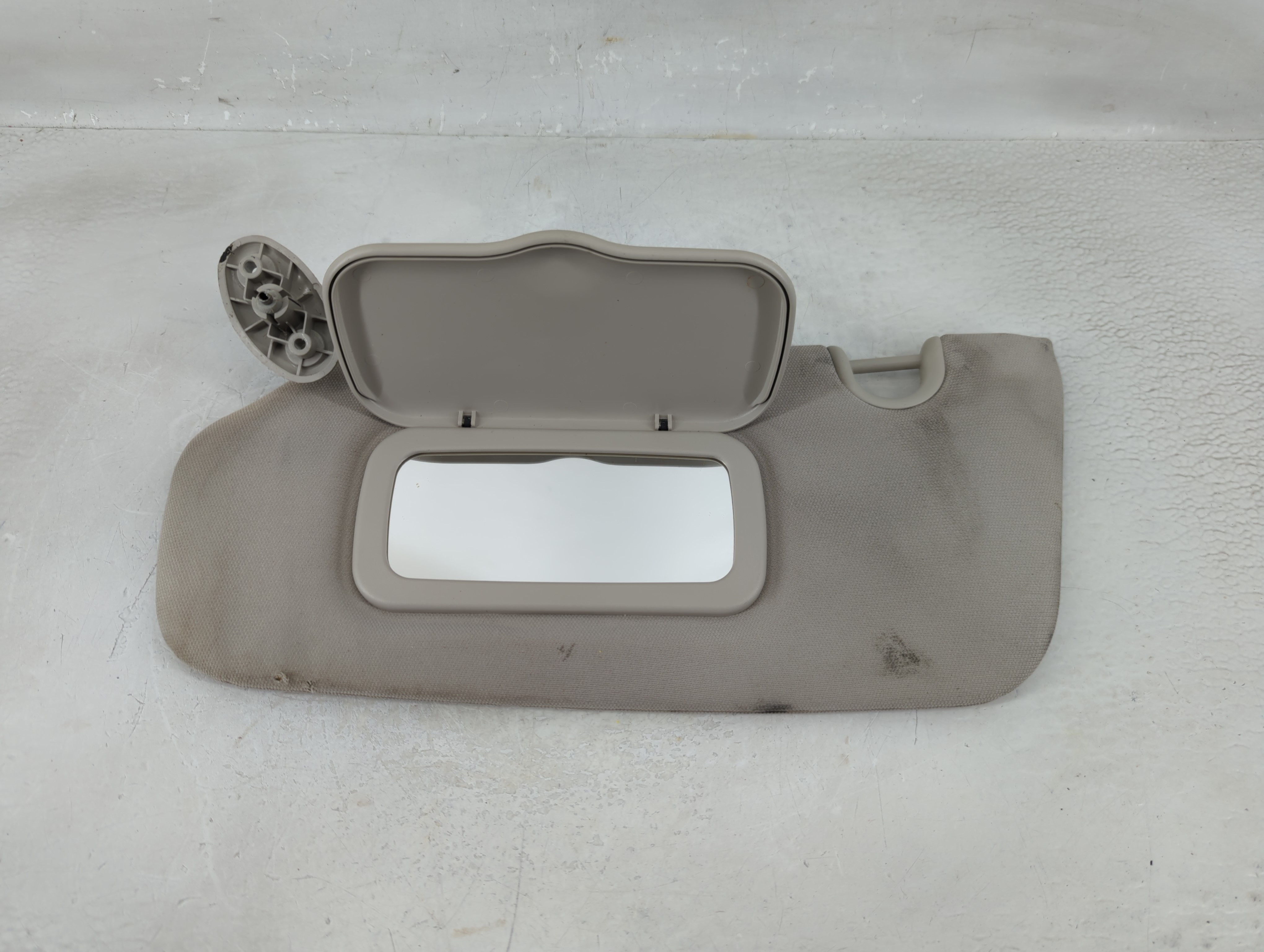 2010-2017 Jeep Compass Driver Sun Visor Mirror Left Sunvisor Grey 1215219 - Oemusedautoparts1.com