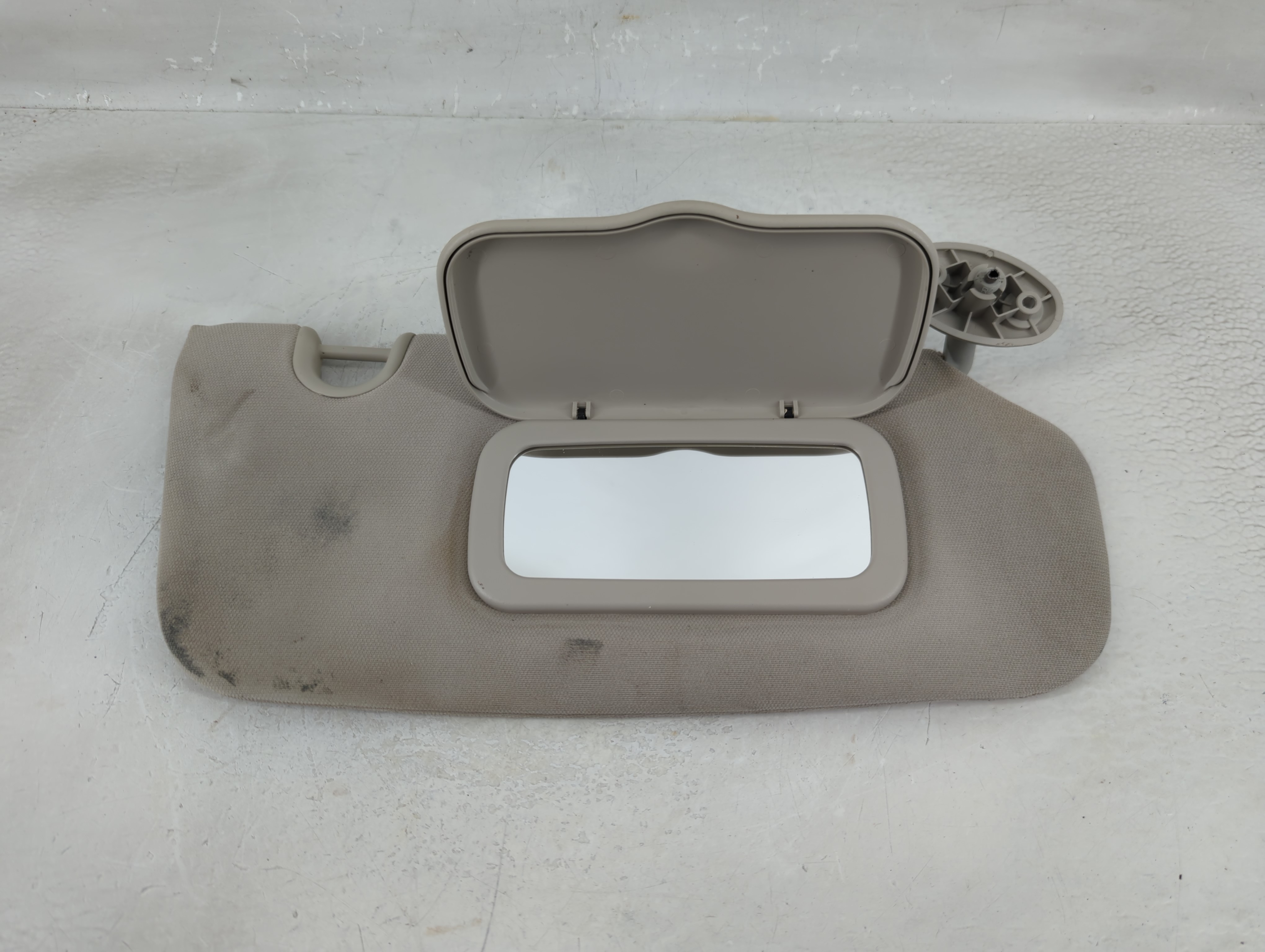 2010-2017 Jeep Compass Passenger Sun Visor Mirror Right Sunvisor Grey 1215220 - Oemusedautoparts1.com